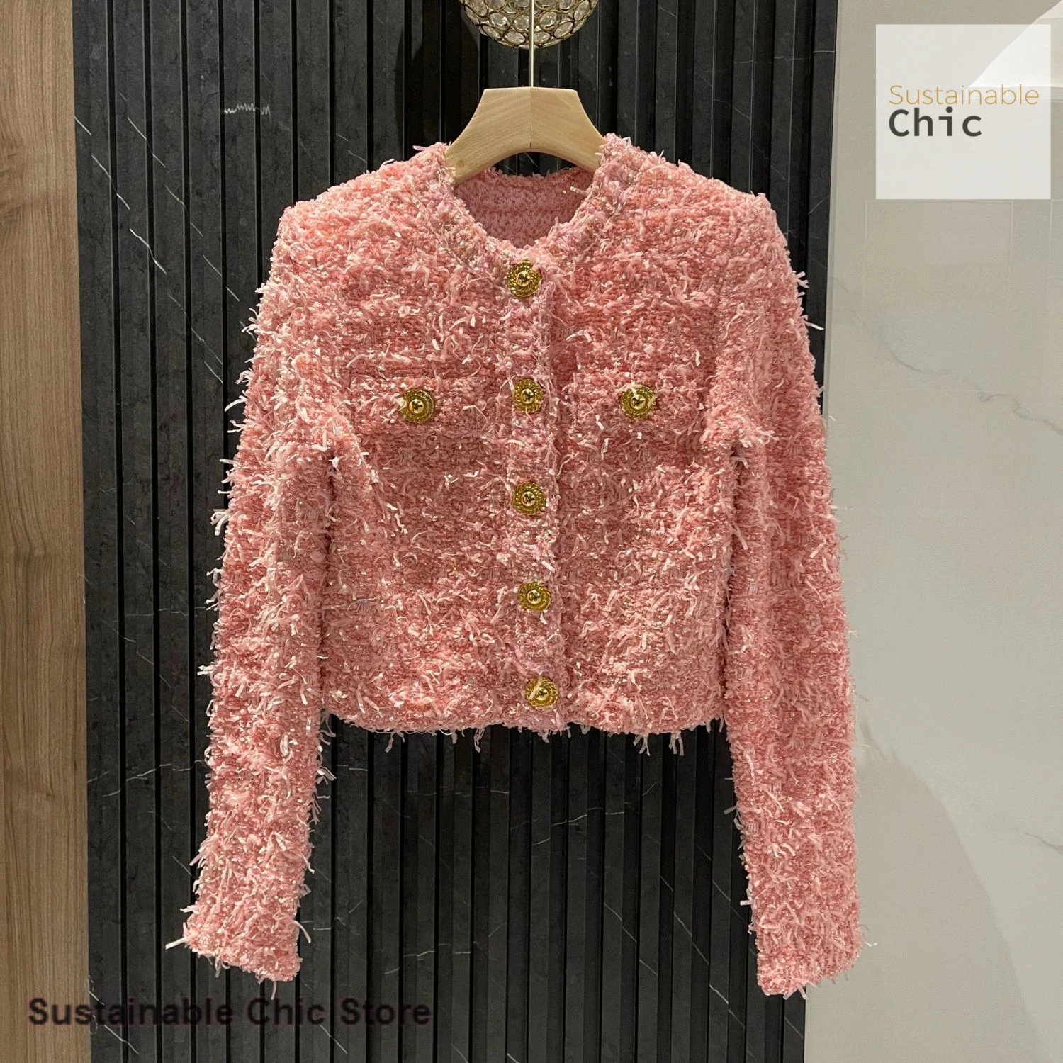 

French small fragrance temperament luxury metal buckle tweed round neck short coat female autumn and winter new pink short coat.