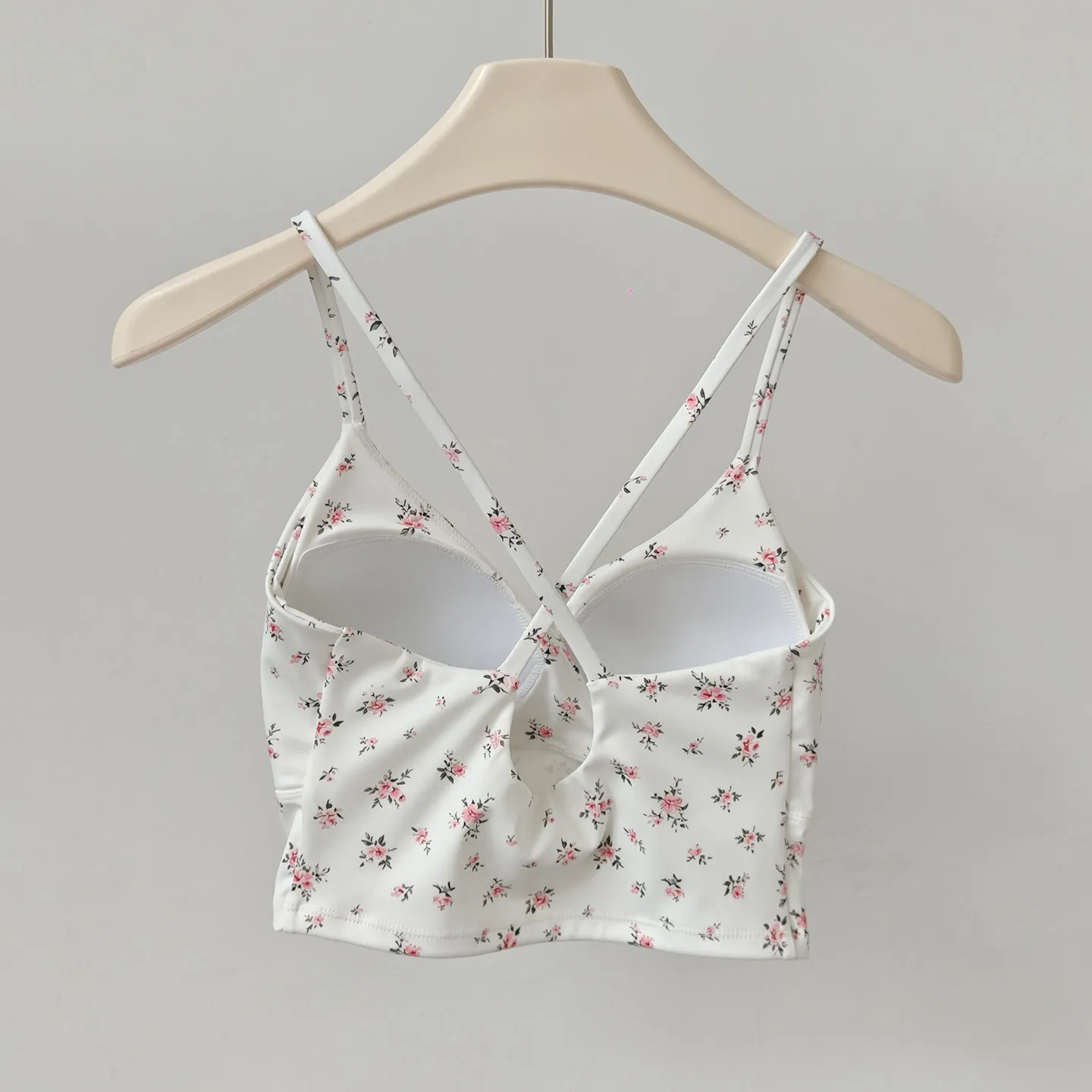Stoßdämpfender Sport-BH für Damen mit festen Brustpolstern, Yoga-BH, Fitness-Pilates-Top mit bedrucktem Design für aktive Bewegung – Detail 5