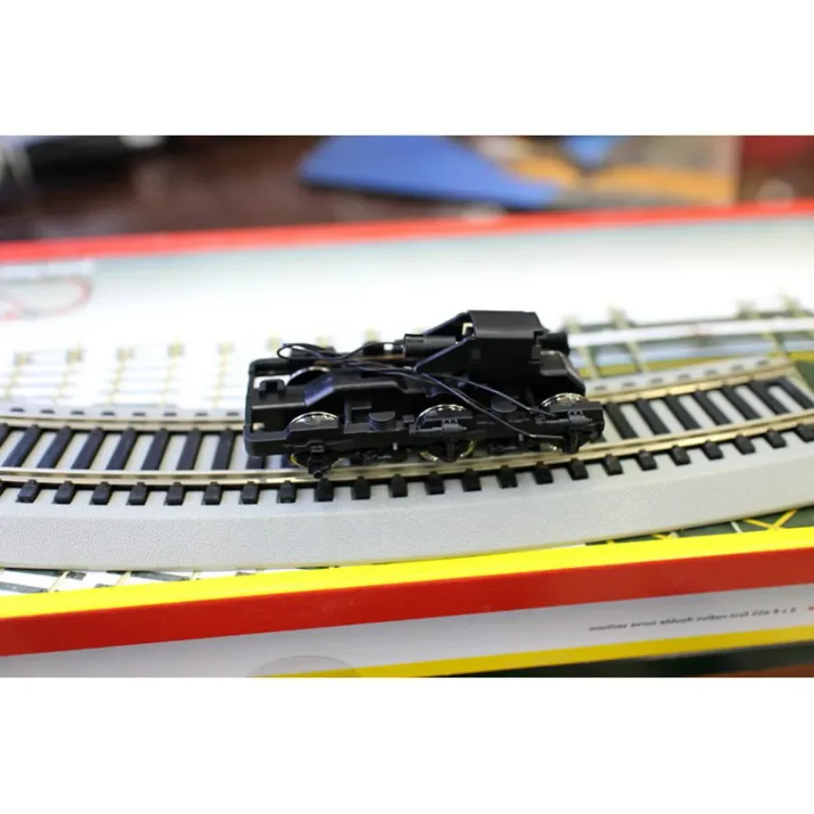 1PC or 2pcs HO Train Model Accessories Scale 1:87 Electric  Chassis Bogies Model Building Kits