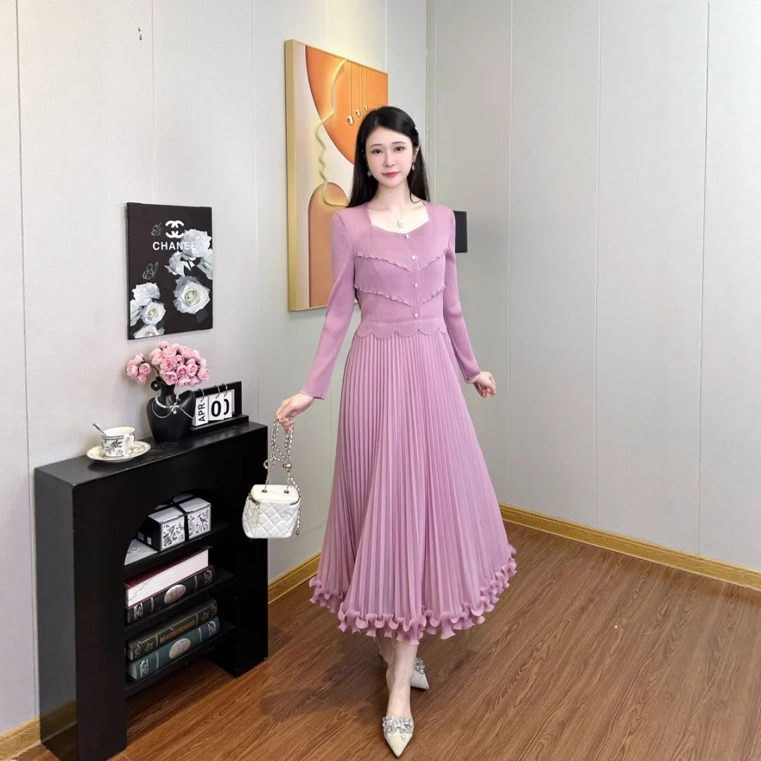 

Miyake Minimalist Style High-End Colorblock O Collar Pleated Women's Dress Autumn New Design Long Sleeve Famale Clothes