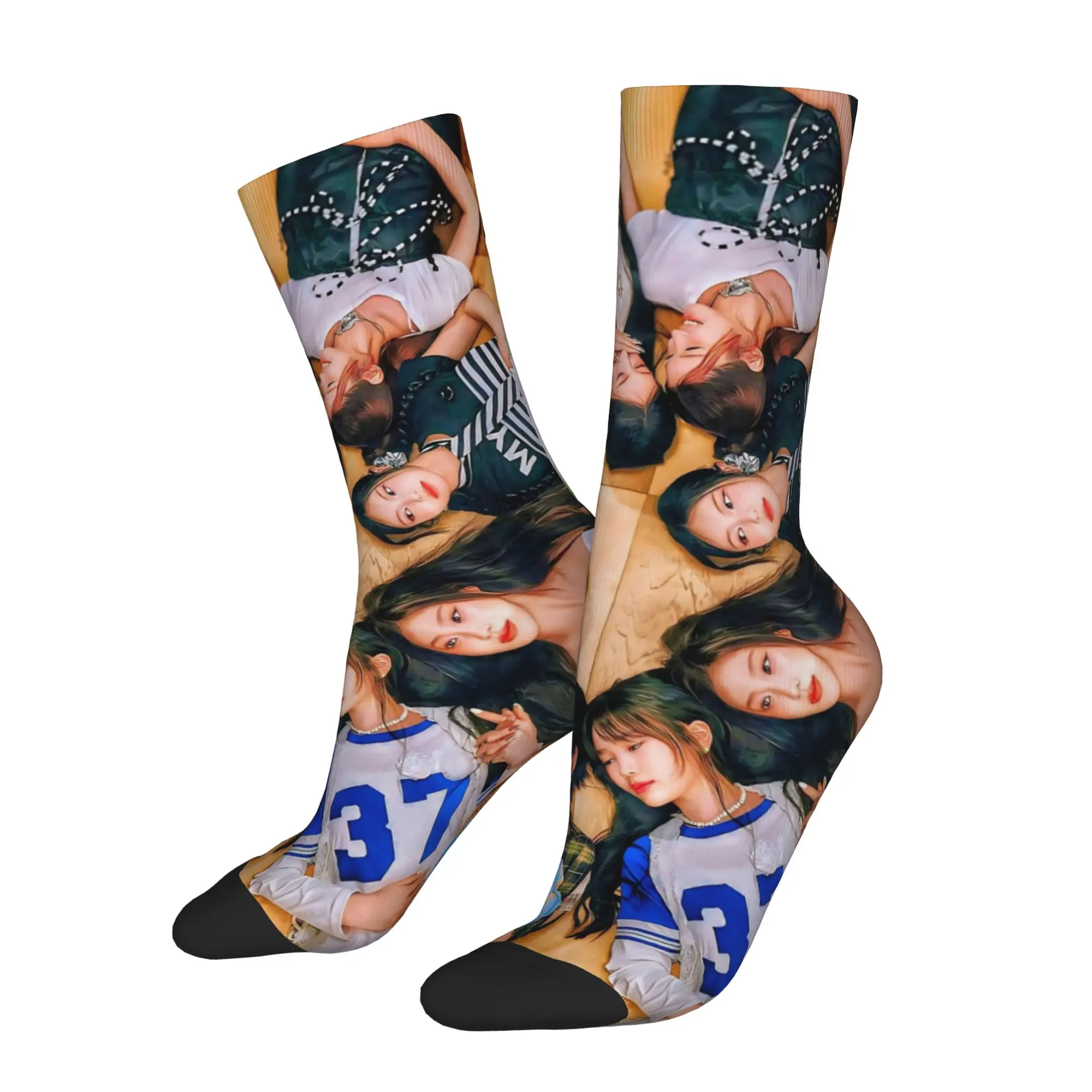 Cozy Women Men Socks Hearts2Hearts kpop girls group Accessories Warm  Skateboard Dress Socks Spring Autumn Winter