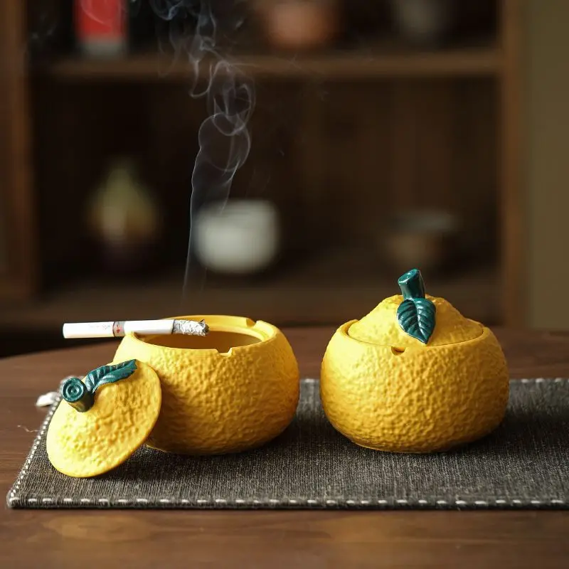 

Dropshipping Ugly Orange Resin Ashtray with Lid Creative Home Decor for Living Rooms Keeps Ash from Flying Stylish Office Gift