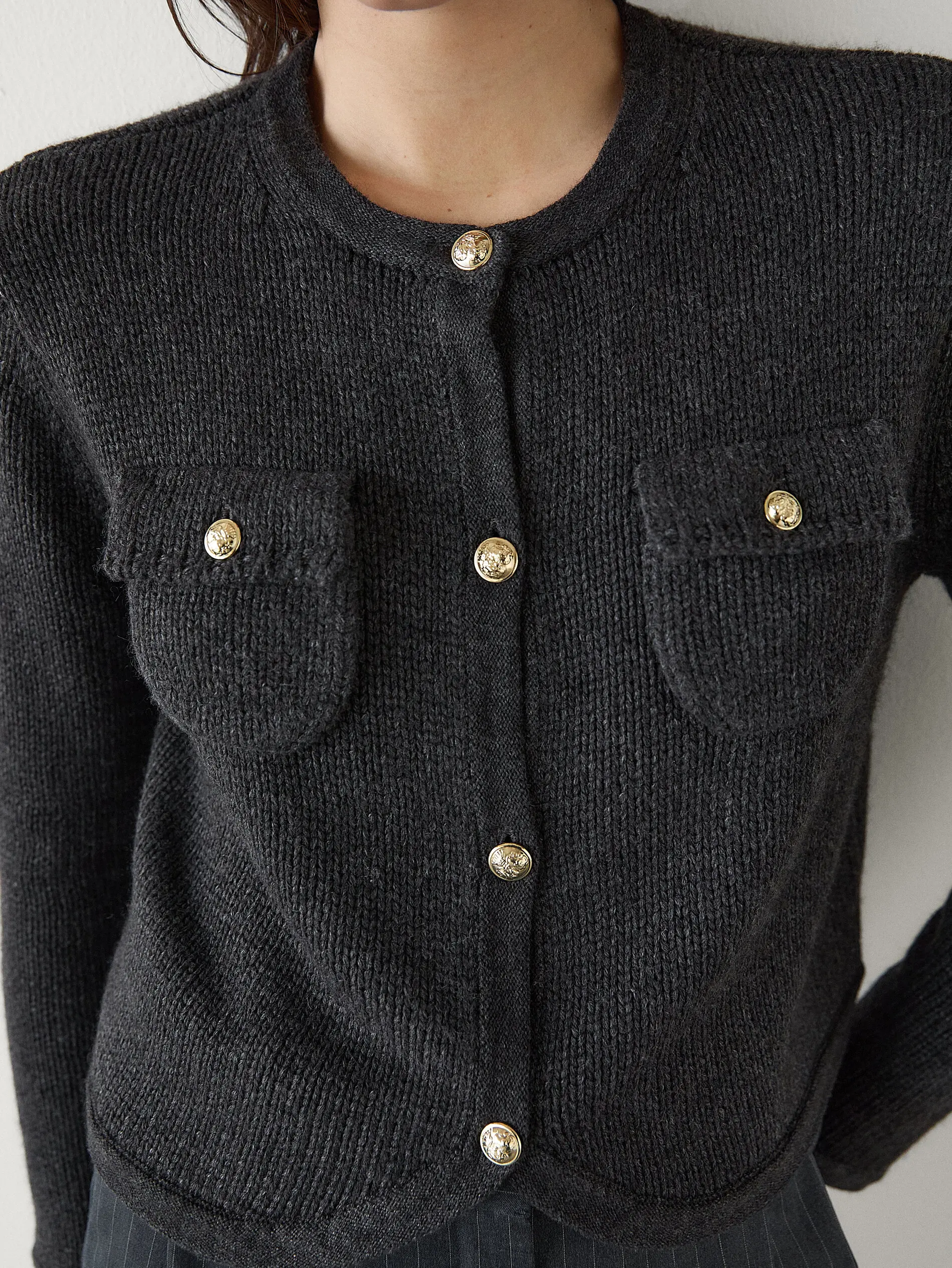 Ethéré MD 2025 massidutti automne nouveau style de femmes décontracté petit parfum collège style col roulé court tricot