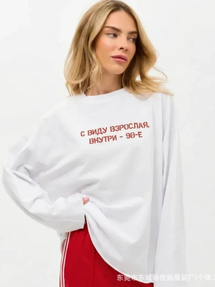 Fashion Russian Retro Red Cyrillic Slogan Oversized Cotton Long Sleeve Tee Women Minimalist Quirky Street Aesthetic Fall T‑Shirt