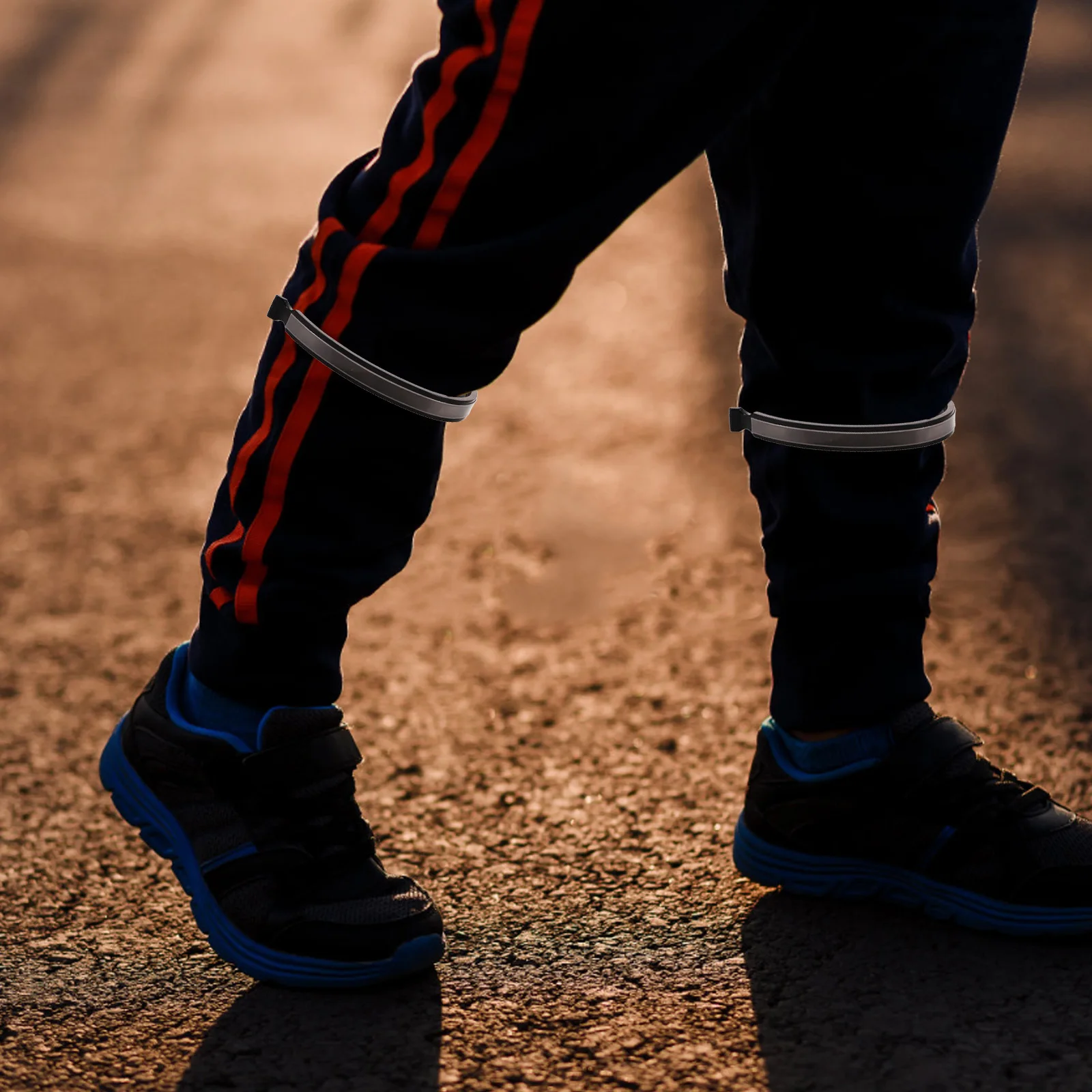 Clips reflectantes para pantalones, correas para pantalones de bicicleta de alta visibilidad para ciclistas, equipo de seguridad en ciclismo, conducción nocturna, caminar y correr