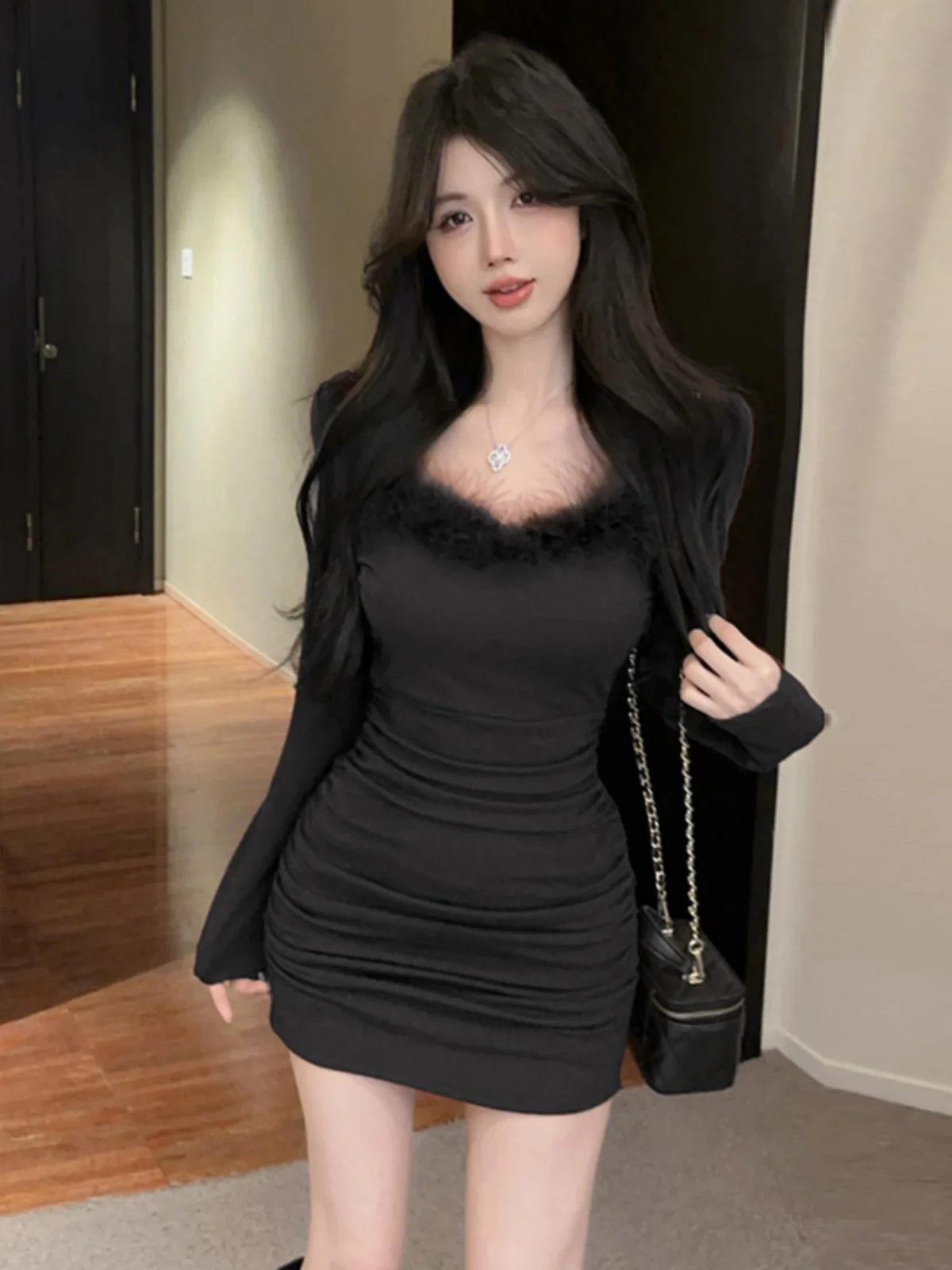 

Acie's Home Осень Зима Thiened Fce V-ne Сращивание Потертые Утягивающие Плиссированные Dr Модные хлопчатобумажные брюки с высокой талией...