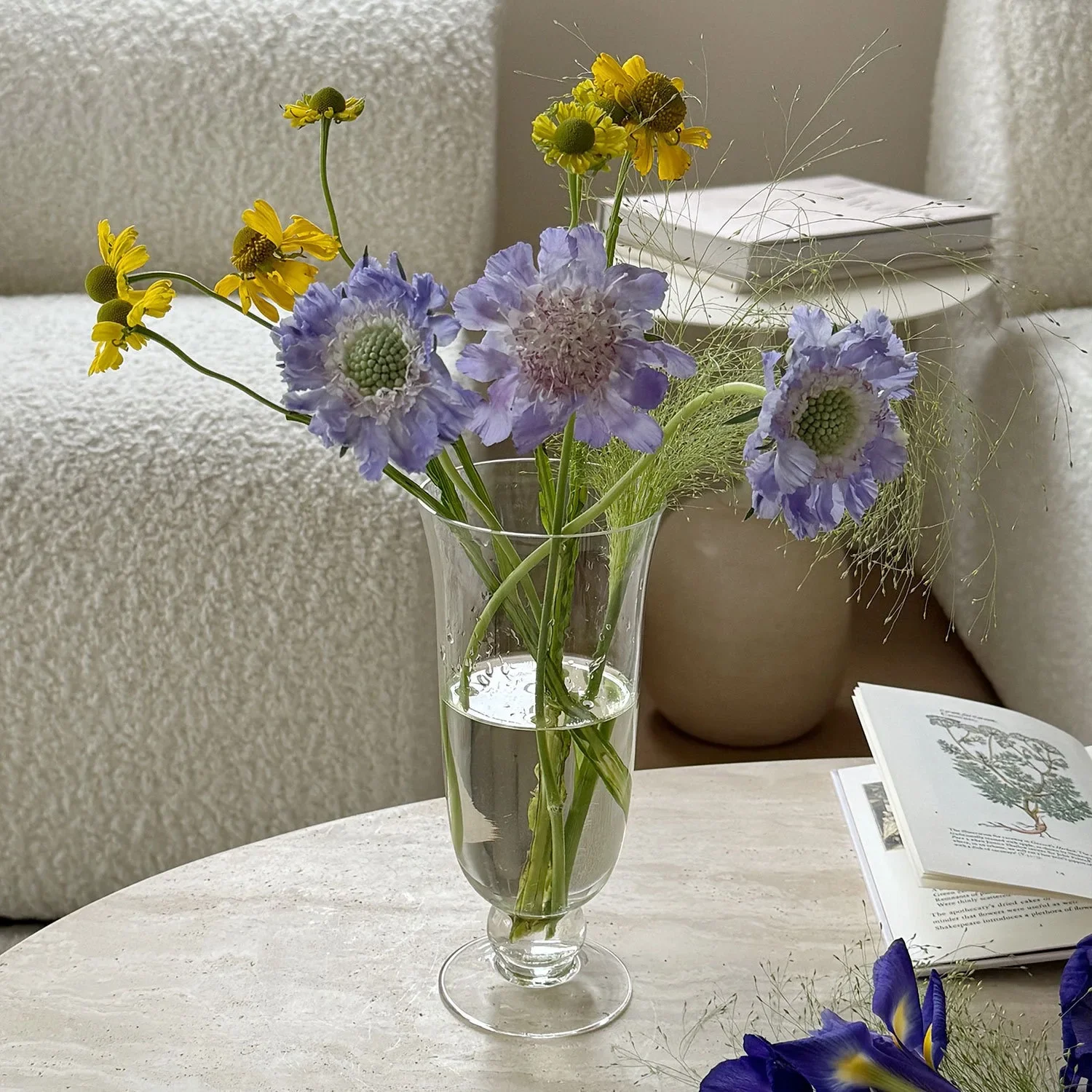 Glass Vase Desktop Ornament Trendy Wedding Centerpiece Modern Transparent for Office Porch Fireplace Housewarming Gift Decor