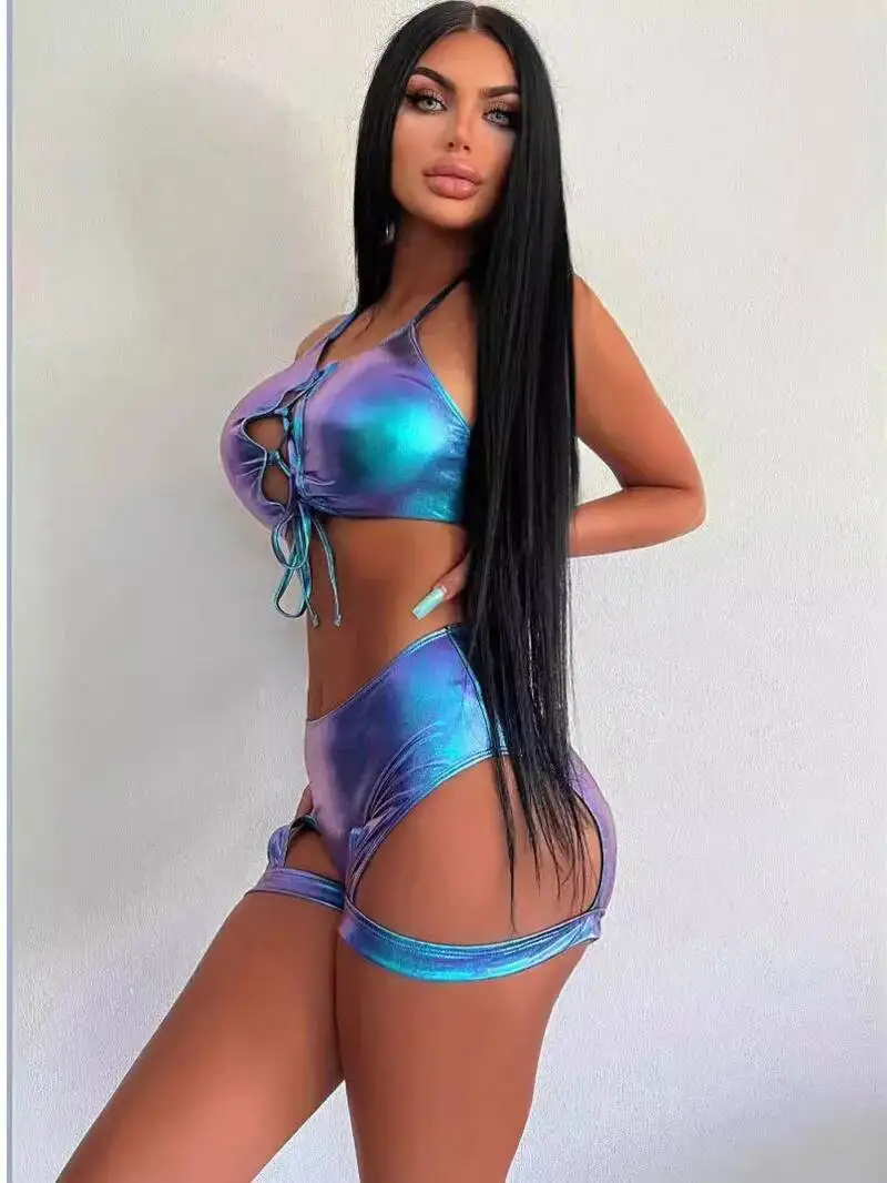 

Электрический сплит-комплект, сексуальный полый топ на бретелях, лазерные позолоченные шорты с кольцом на ногу, комплект бикини из двух предметов, подтяжки с открытой спиной 8384