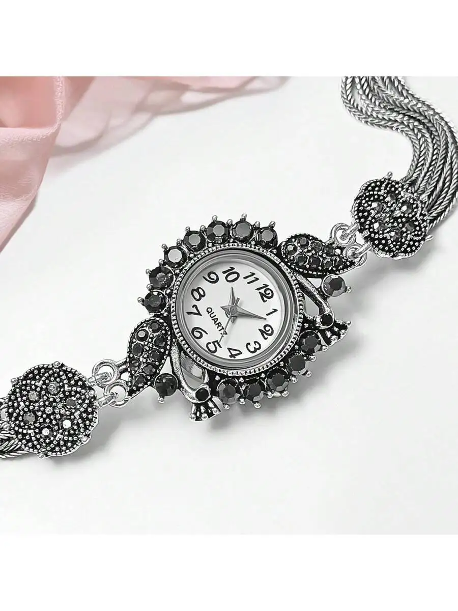 1pc Vintage Women's Black Swan Shaped Quartz Bracelet Watch, Fashionable Niche Luxury Style With Arabic Numeral Scale, Great