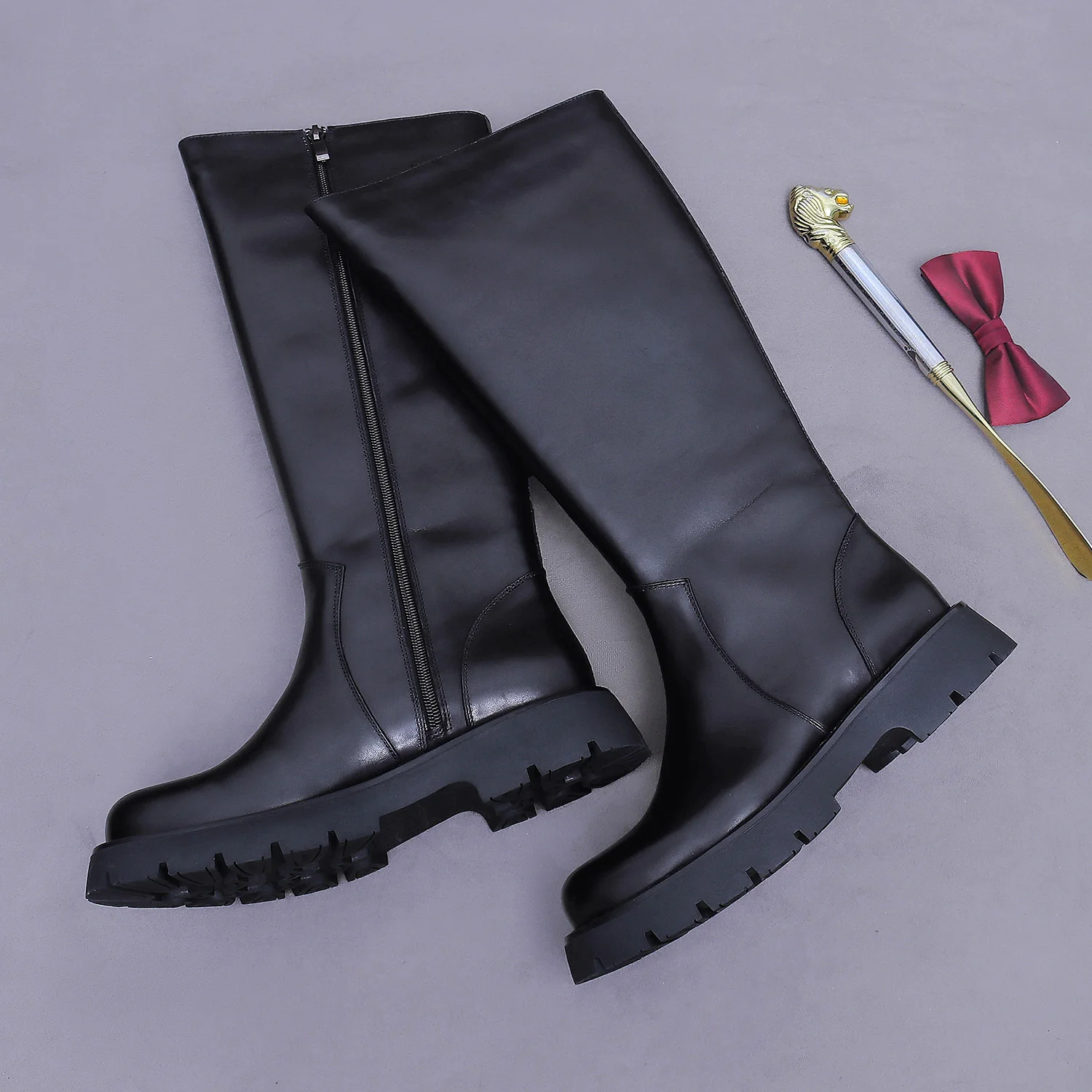 

Genuine Cowhide Lined Tall Boots Thick Sole Flag Bearer Business Men's Winter Stage Boots for Enhanced Comfort And Style