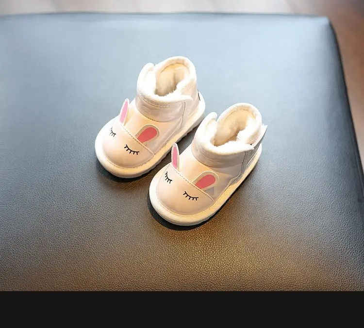 2025 الشتاء موضة أحذية الأطفال الفتيات الأحذية القطنية المضادة للانزلاق أحذية قطنية للأطفال لينة سوليد أحذية مشي للأطفال #5