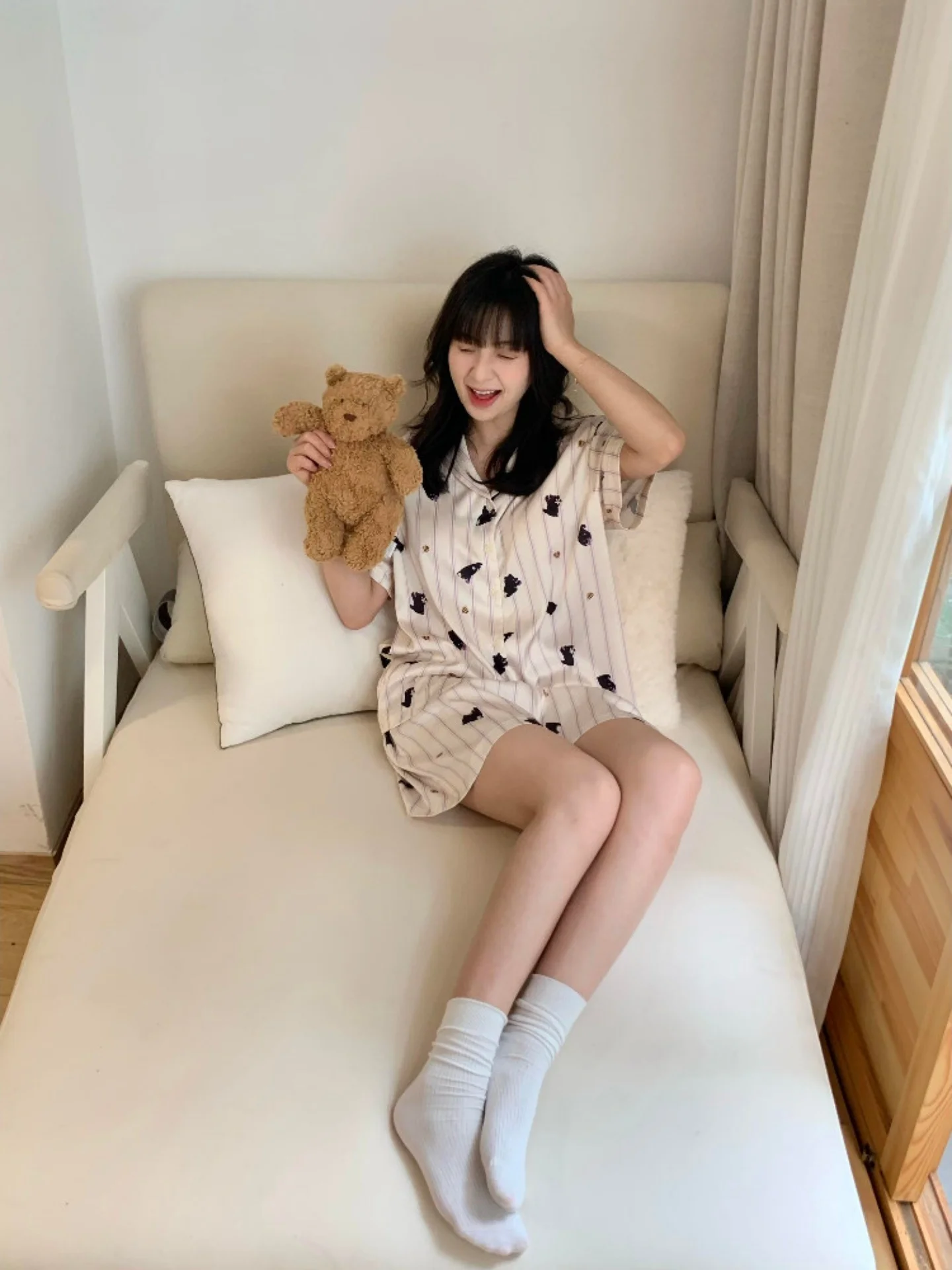 conjunto-de-pijama-de-seda-de-hielo-con-estampado-de-dibujos-animados-para-mujer-manga-corta-y-pantalones-cortos-ropa-de-dormir-de-dos-piezas-comoda-y-transpirable-para-verano