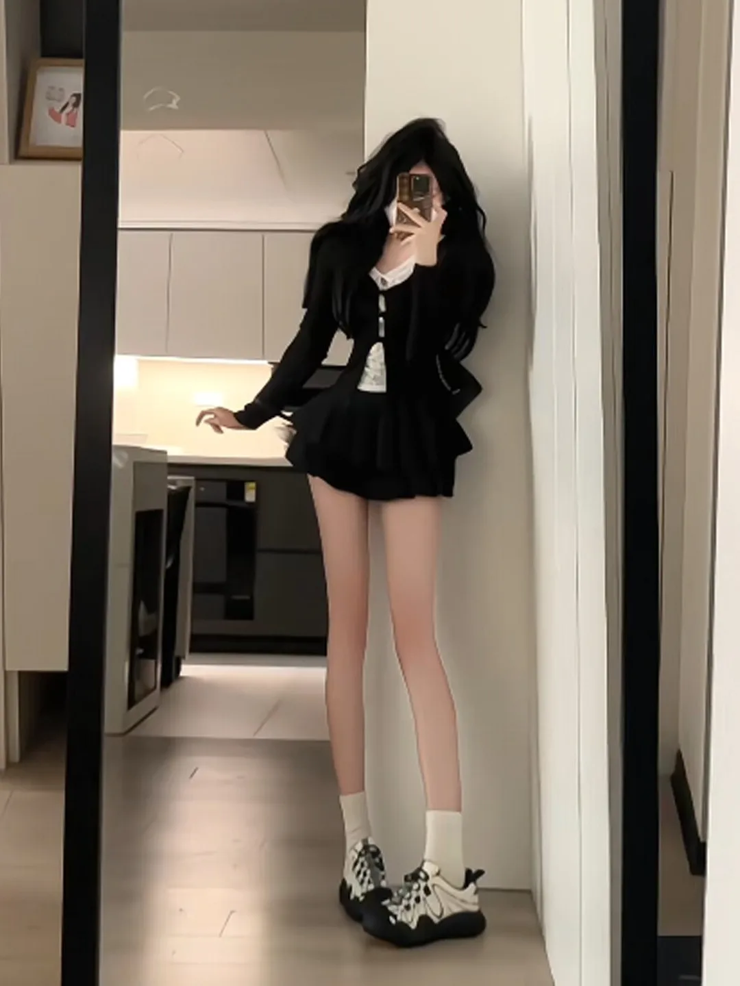 

Приталенная футболка с вырезами, сексуальный стиль, новинка весеннего сезона, женский топ с длинным рукавом и V-образным вырезом для повседневной носки, для кампуса, свиданий и дома