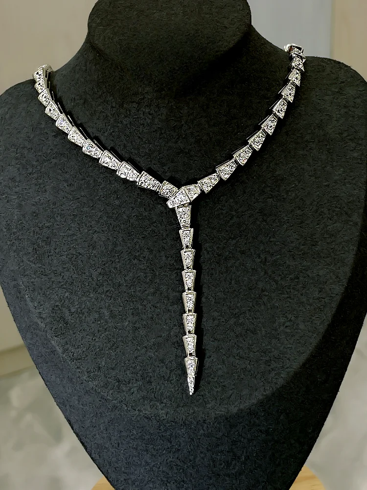 High end luxury ins style 925 sterling silver snake bone necklace with women's inlaid high carbon diamonds hot selling