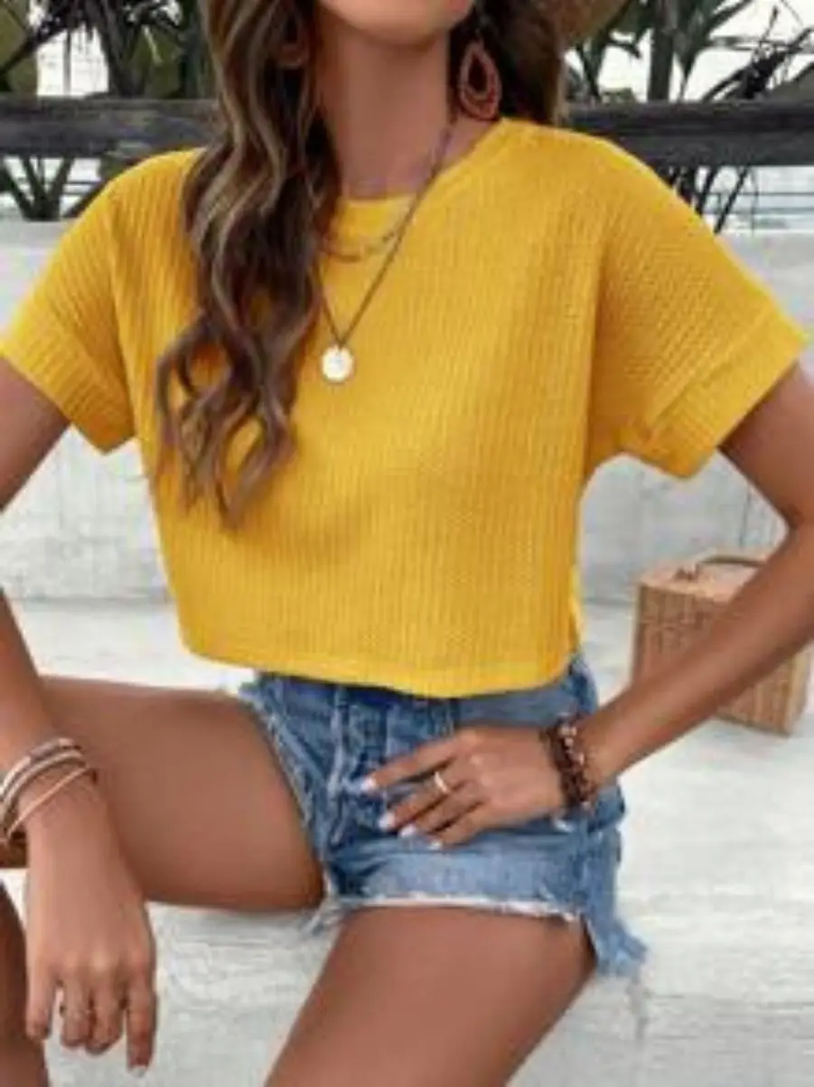 تي شيرت قصير كاجوال بأكمام خفاش بلون سادة لعام 2025 ورقبة دائرية