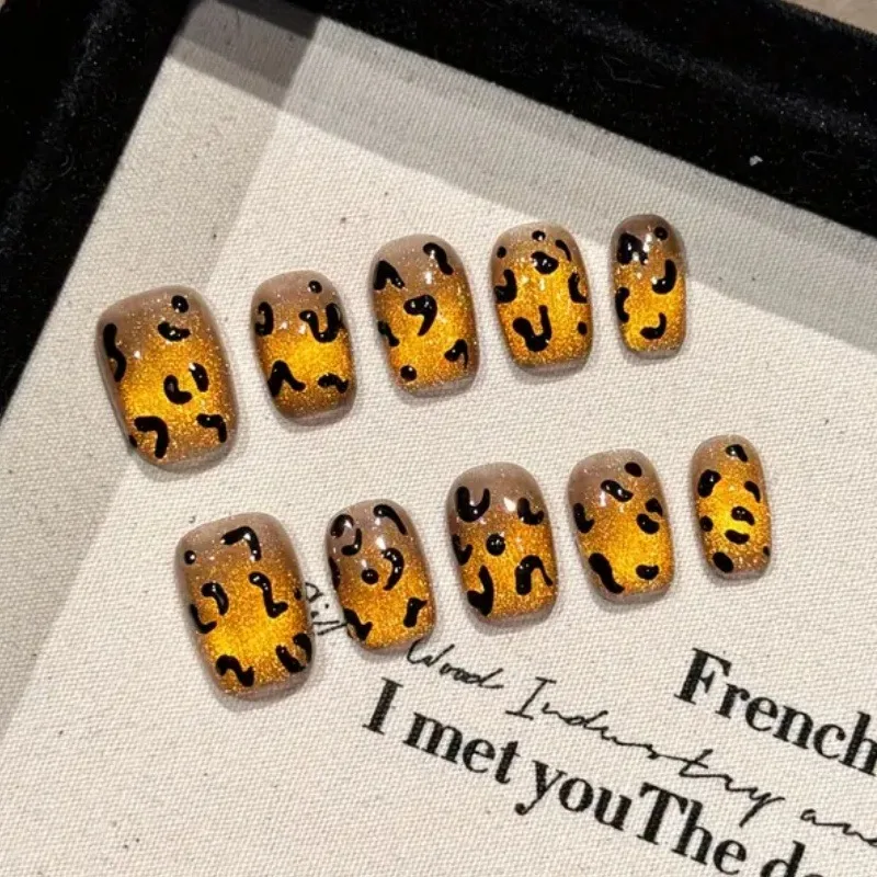 

10 шт., набор ногтей ручной работы с леопардовым кошачьим глазом, блестящие золотистые квадратные накладные ногти с дикой природой и полным покрытием для женщин и девочек