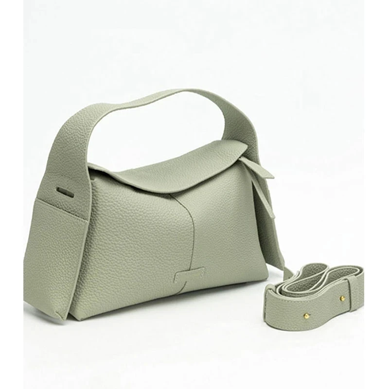 Egchi New Niche Fashion Trend Shoulder Bags Versatile Portable Casual Large Capacity Shoulder Strap Design Women Commuting Bag