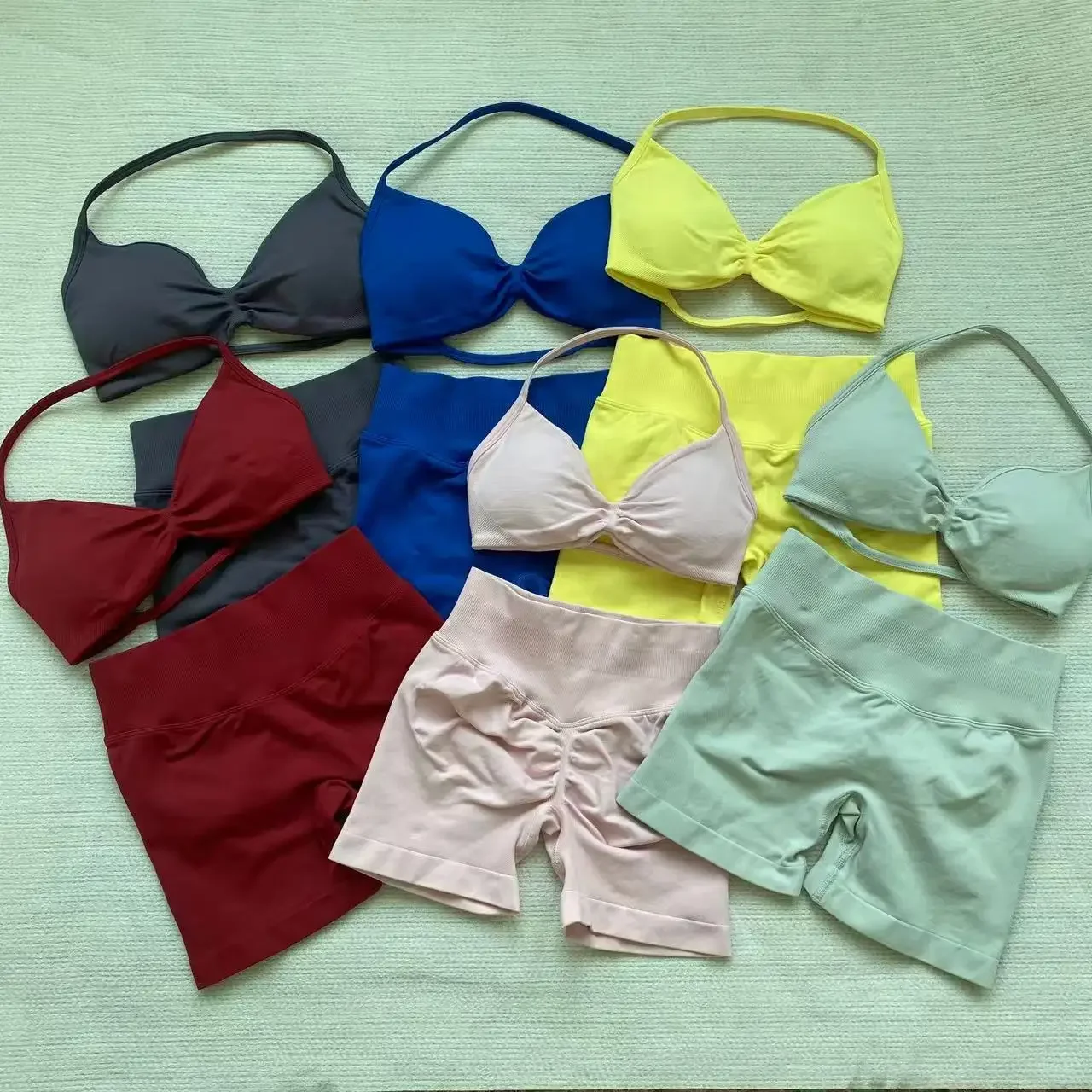 

DF-Yoga Gym Set 2 Piece Women Strappy Yoga Bra Top Workout Scrunch Shorts Sports Suit Fitness Clothes Seamless Yoga Set