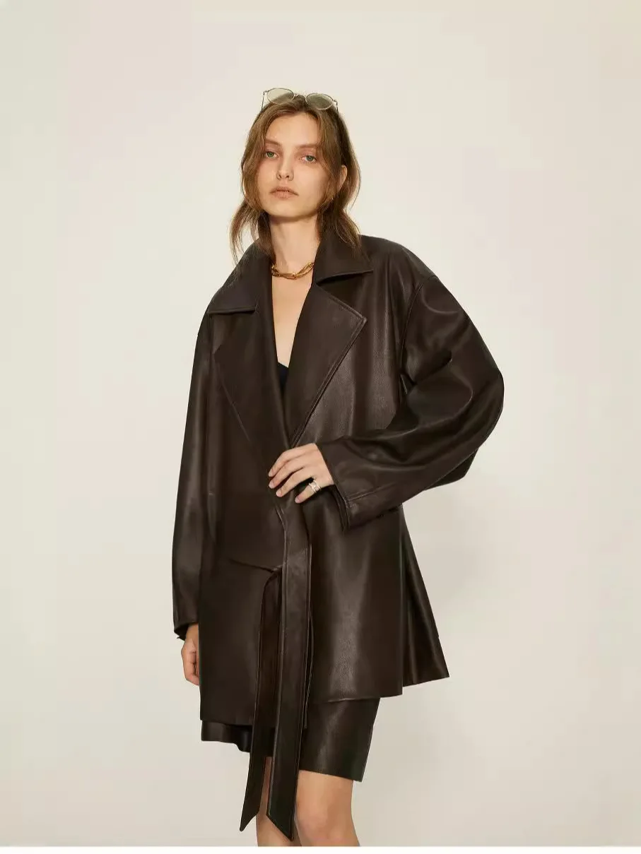 Minimalistischer Revers-Lederjackenmantel für Damen, importierter, pflanzlich gegerbter Lamm-Trenchcoat aus echtem Leder mit Spitze