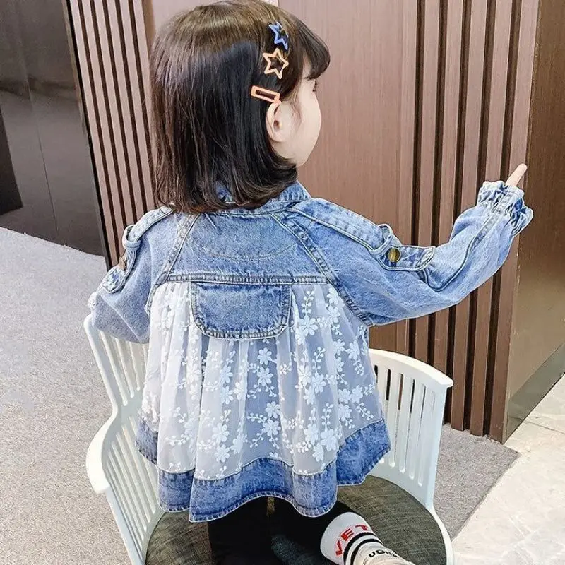 

Spring Children Clothing Baby Girls Denim Jacket Lace Patchwork Embroidered Jean Coats For Girls Sweet Little Princess Outwear