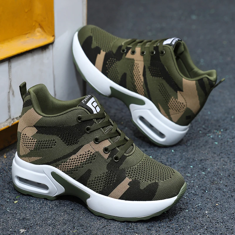 أحذية رياضية نسائية للجري قابلة للتنفس بمنصة شبكية خفيفة للخروج أحذية رياضية كاجوال للمشي الارتفاع الداخلي يزيد 9 سنتيمتر