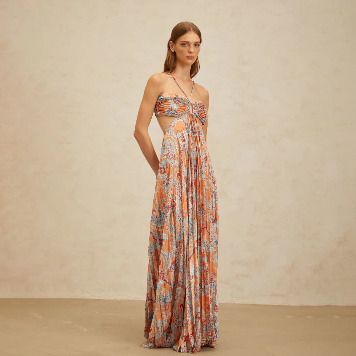 Kwtx feminino designer halter pescoço maxi vestido plissado impressão renda recorte praia festa vestido de noite primavera verão 2026 novo