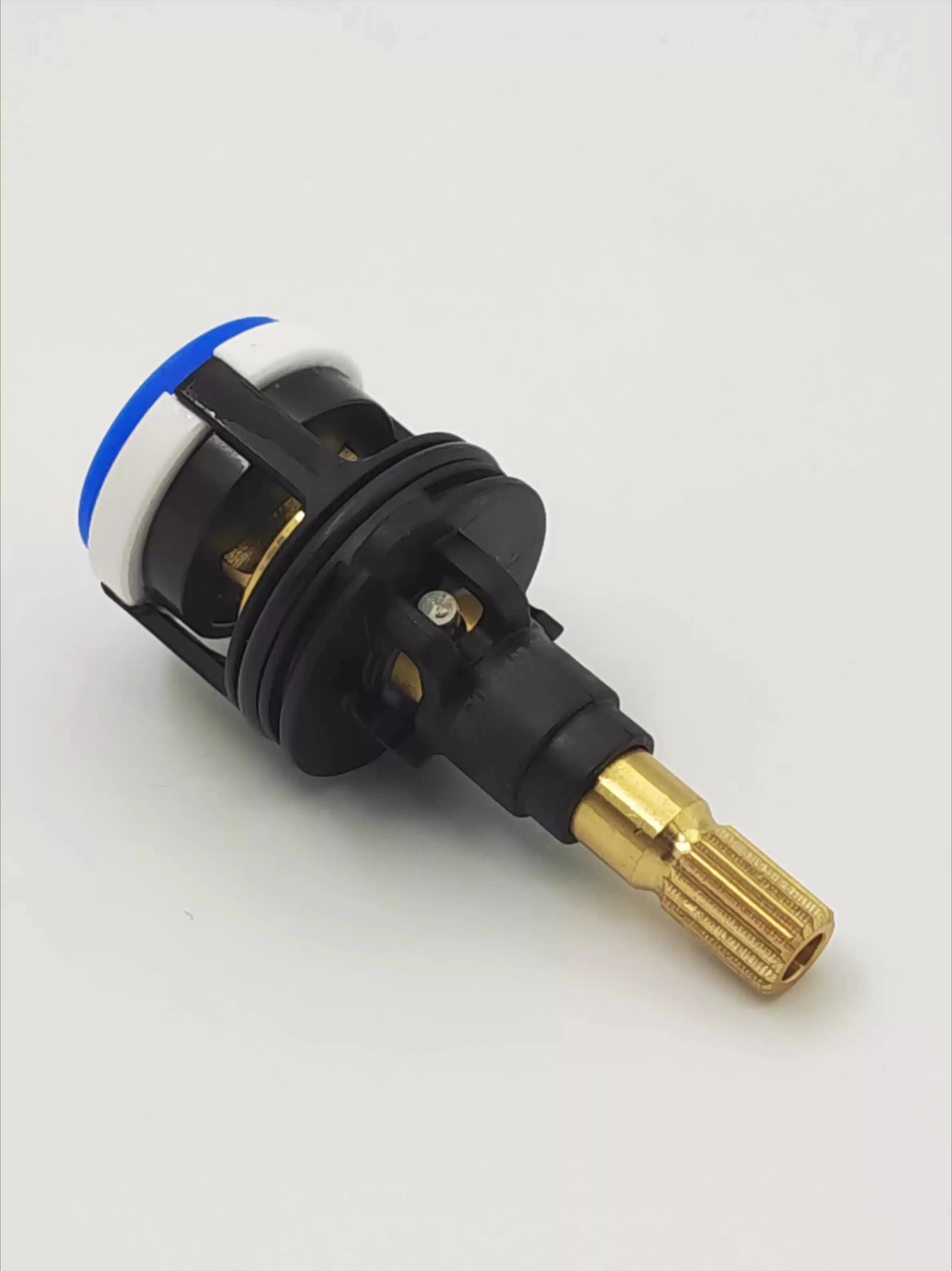 Diverter Valve Cartridge， Shower Faucet Water Switch Separator Replacement Part, Compatible with Shower Mixer Accessories