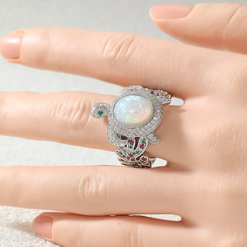 Women's Creative Funny Turtle Shaped Ring with Full Synthetic Zircon Shining Design Vintage Ring Daily Fashion Accessory