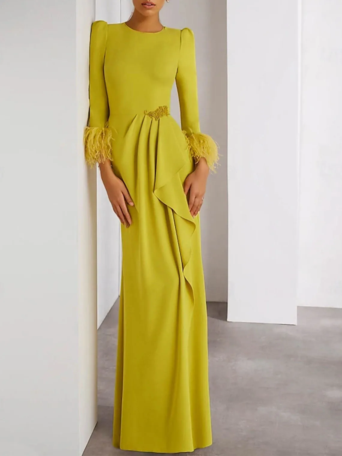 

Elegant Vintage Sheath Evening Dress Long Sleeve Floor-Length Crew Neck Stretch Crepe Feather Ruched Dress 2025 Free Customized