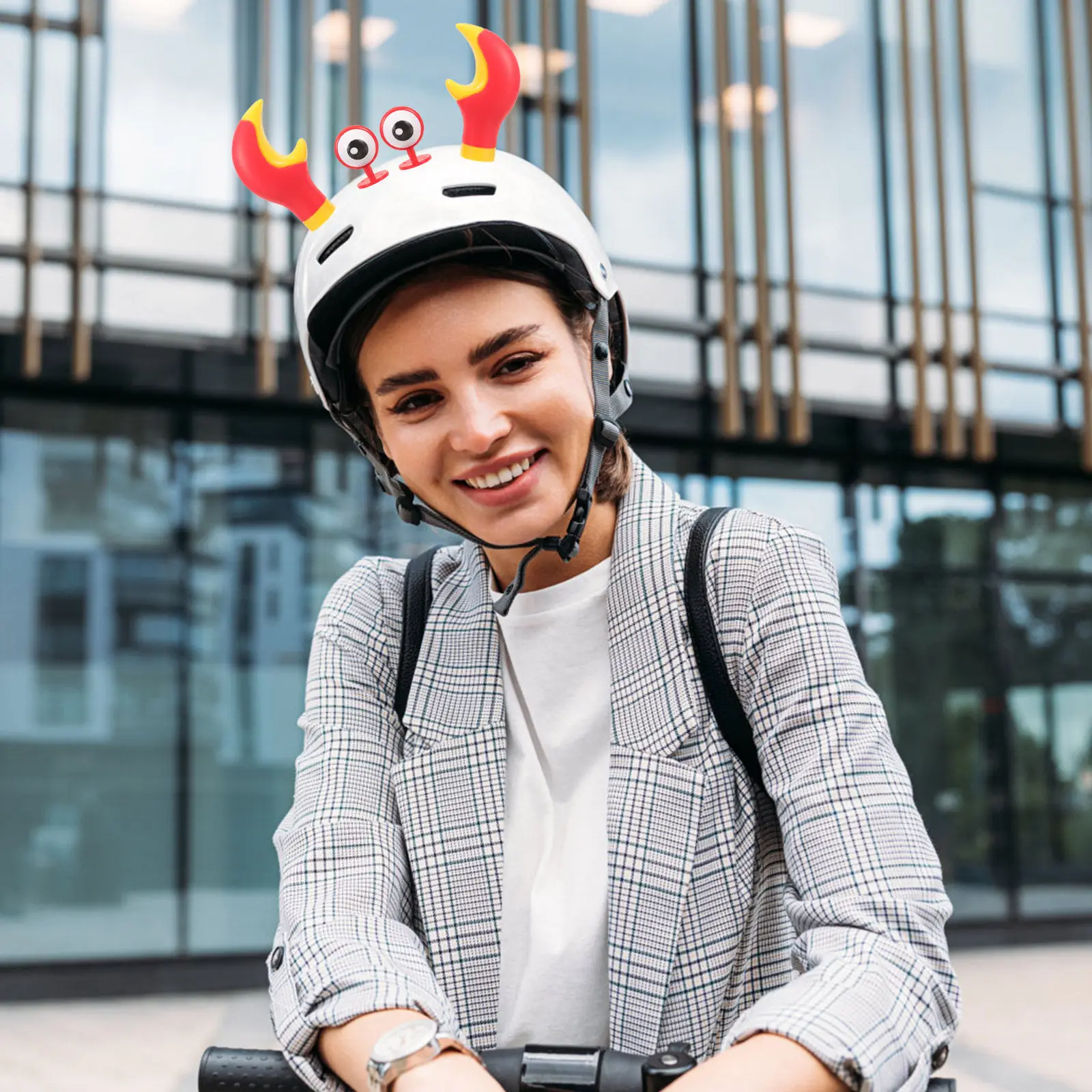 

Набор декоративных элементов в виде крабьих клешней для мотоциклетных шлемов: креативные, милые, мультяшные украшения для мотоциклов