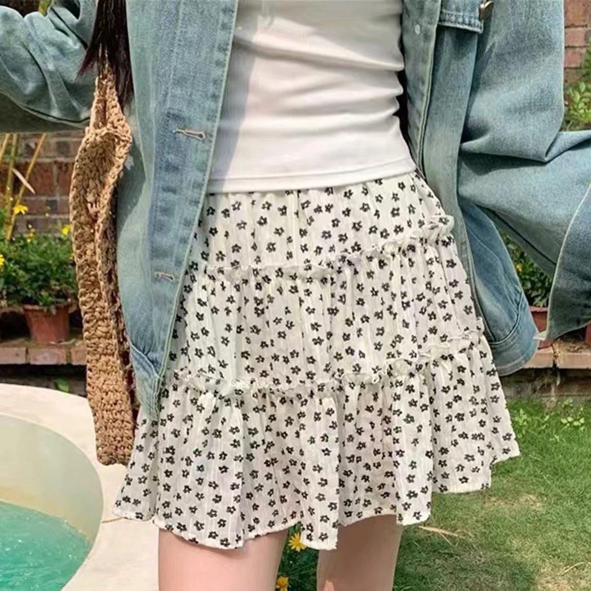 

Floral Print Tiered Skirt Women Summer Elastic Waist A-line Cotton Cute Mini Skirts Girls Chic 2000s Trending Y2K Skirt 2024