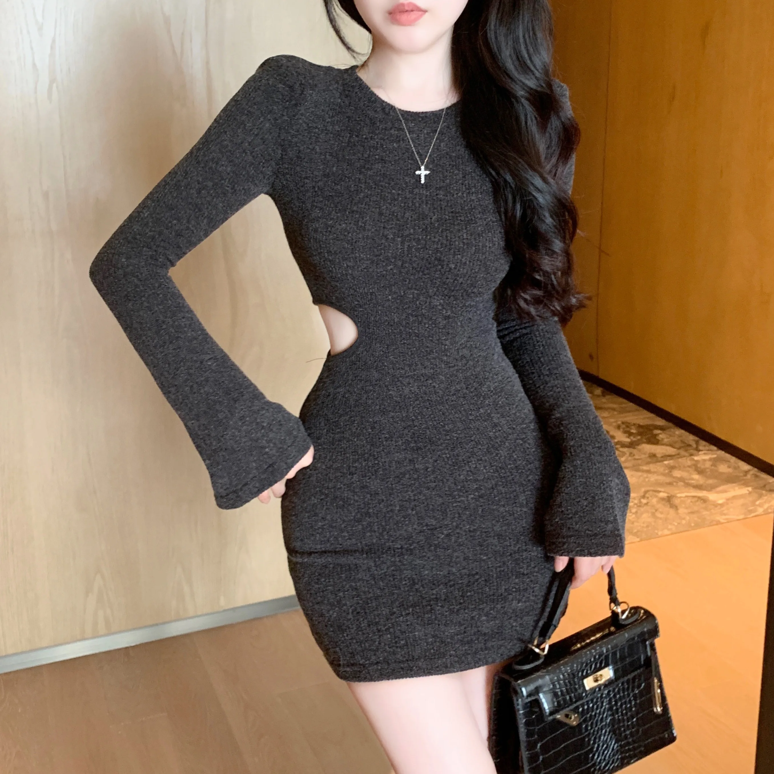 Dopasowana, długa spódnica z wycięciami, rozkloszowana, damska, z wysokim stanem, w kształcie litery A, w stylu koreańskim, do pracy, jesień, moda 2025