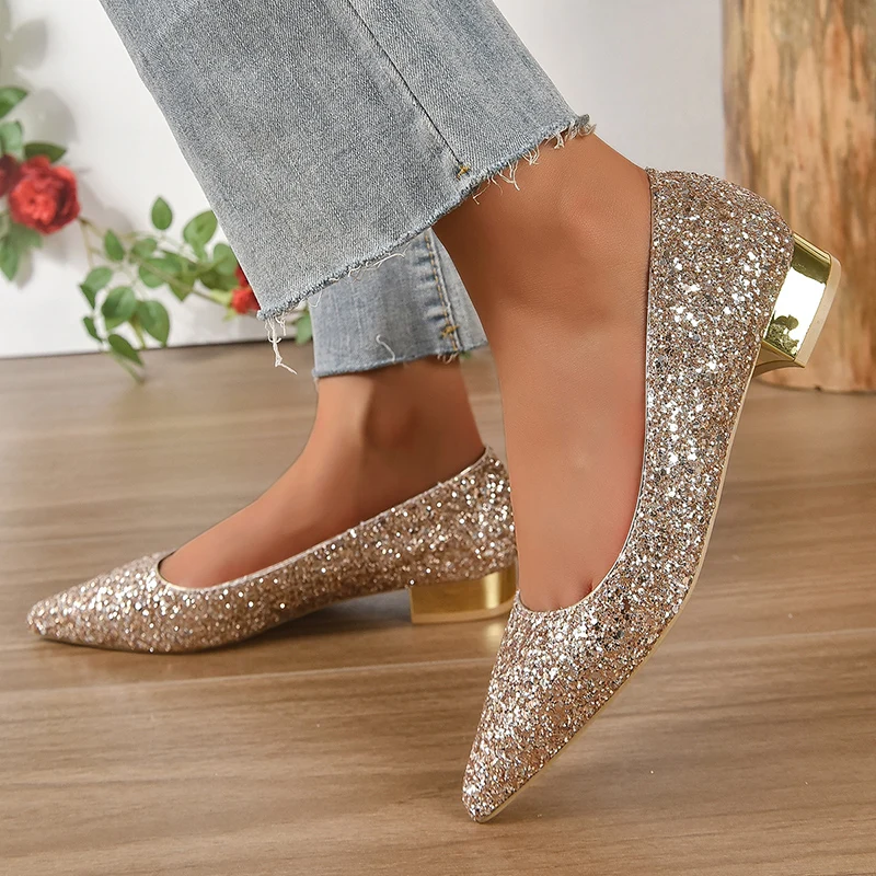 Gold Low Heels Pumps Women 2023 Spring Shiny Sequins Pointed Toe Party Shoes Woman Plus Size Simple Thick Heeled Bride Shoes