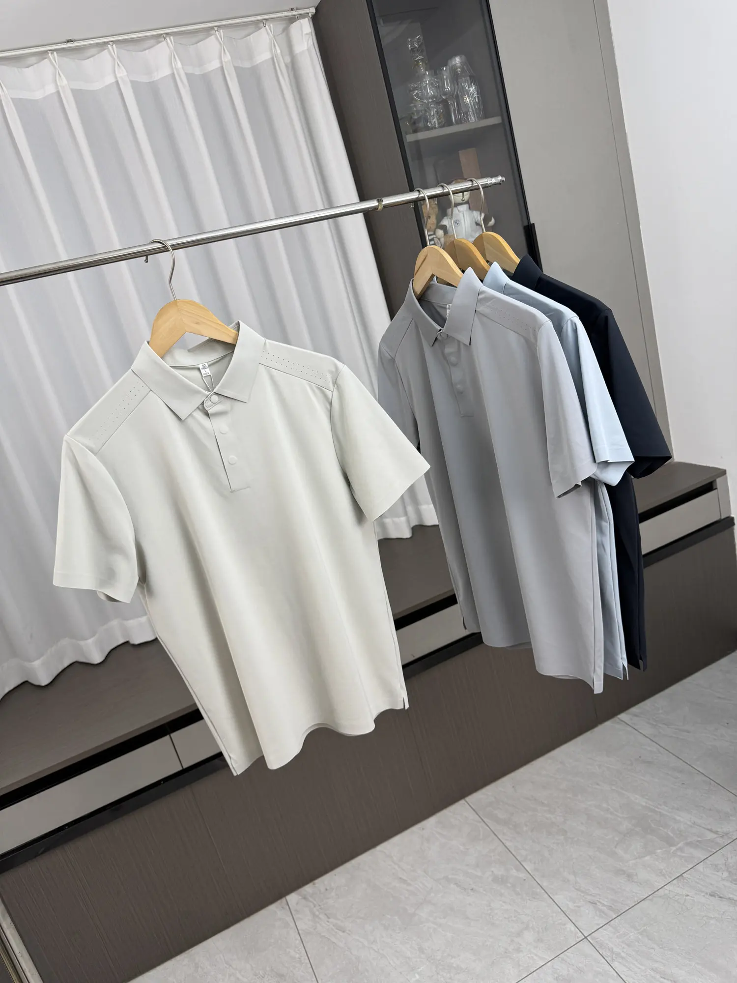 Minui Card Wall Forte Recomendação: Camiseta Masculina de Verão Confortável, Fresca e Respirável com Tecnologia de Termosselagem Sem Marcas - Estilo Casual Esportivo
