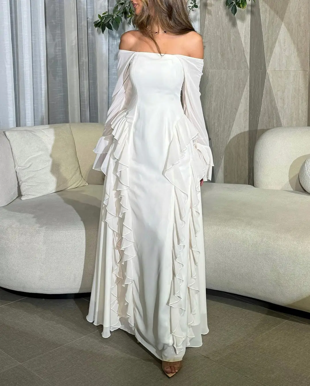 

Vintage Off The Shoulder Prom Dresses Strapless Long Sleeves Floor Length Pleated Chiffon Temperament Evening Dresses