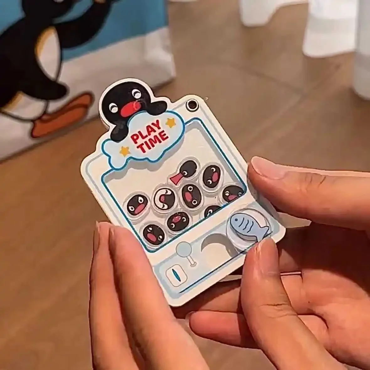 Pingu Anime Acrylic Stand Figuur Action Peripheral cartoon Figure Kids Models Toy Ornaments Accessories Pendant high-value gift