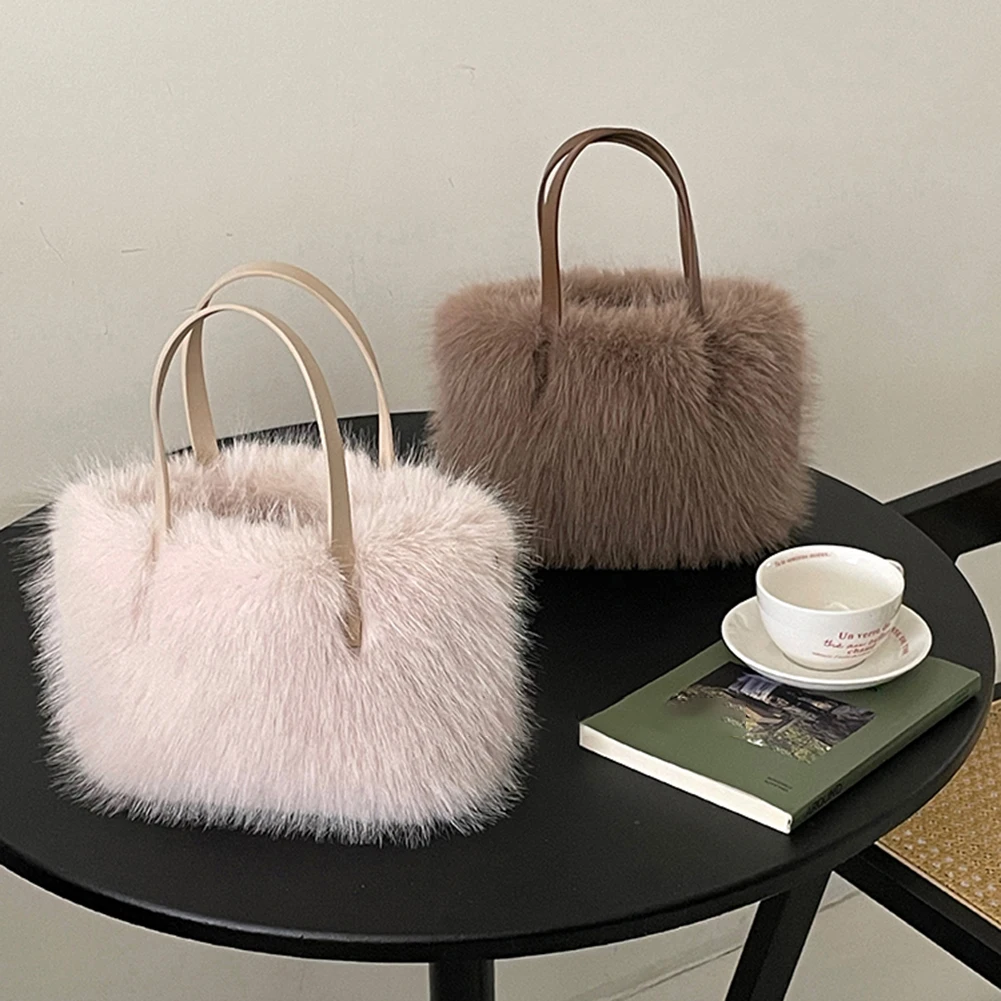 Plush Shoulder Bag Women's Bag 2024 Faux Fur Crossbody Bags Ladies Fluffy Clutch Purse for Women Mini Tote Bag Furry Handbags