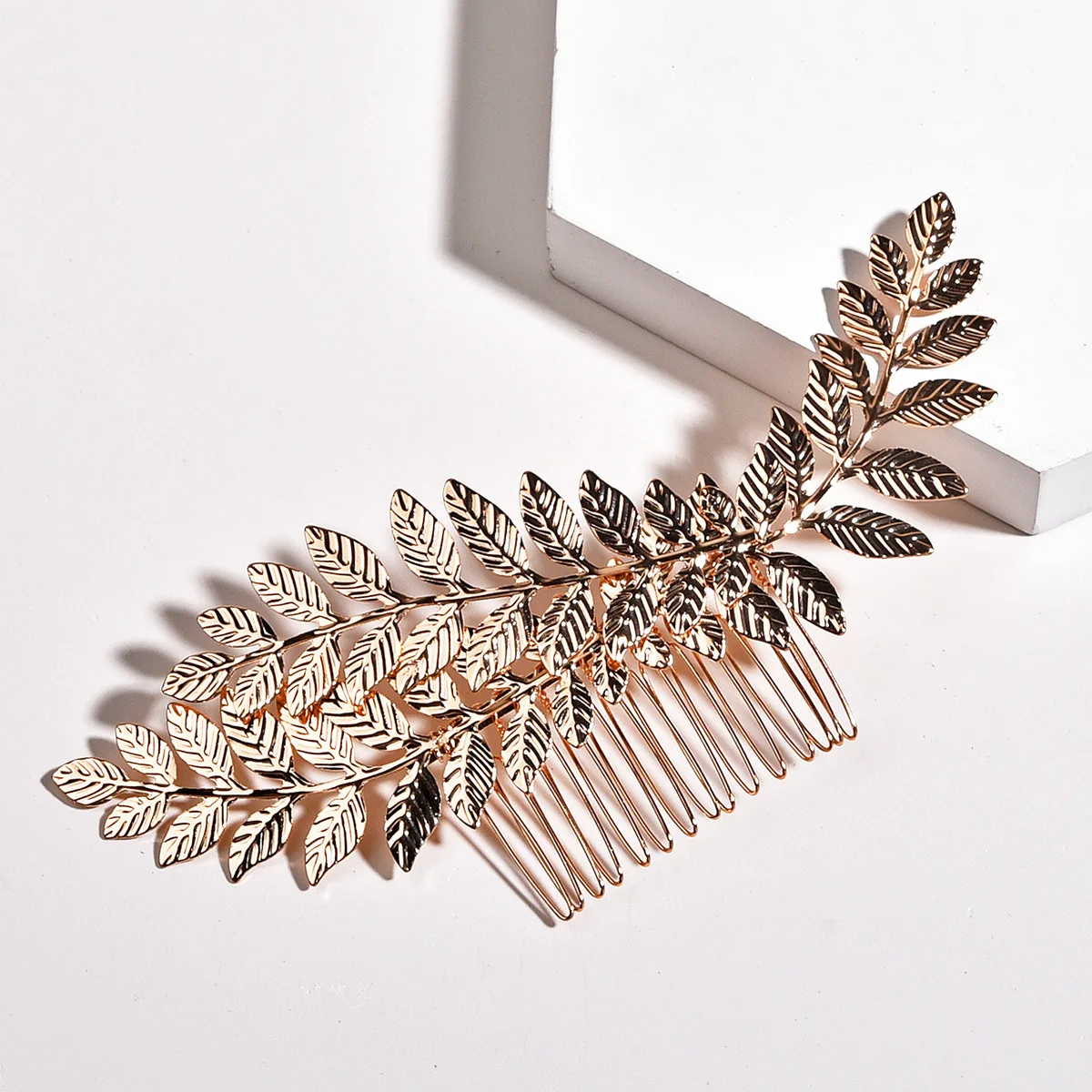 15-Teeth Woman's Hair Comb with Leaves Shape Elegant Jewelry for Women Mother Daughter Friends