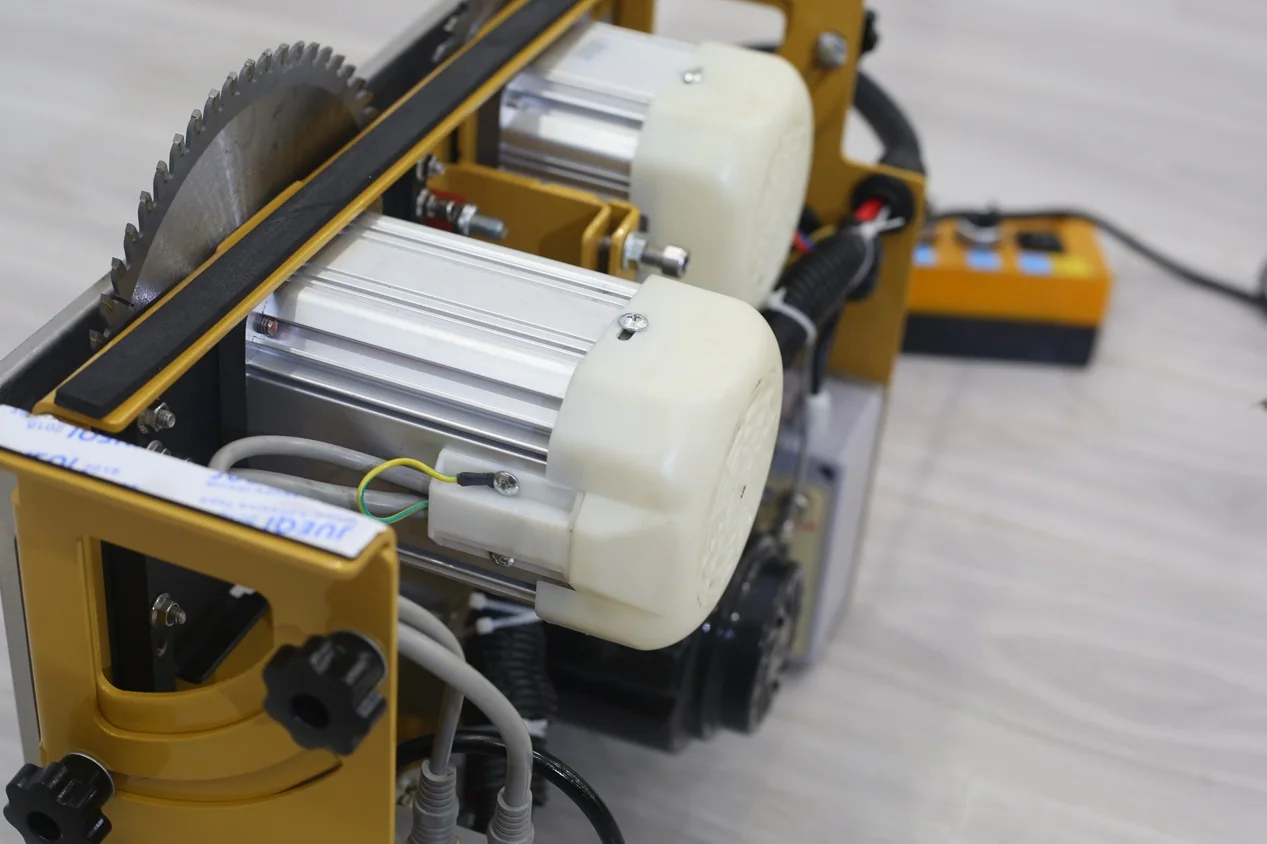 Brushless Motor Table Saw Set  Woodworking Workbench Set Foldable Small Table Saw 2 in 1 Saw Electric Lifting