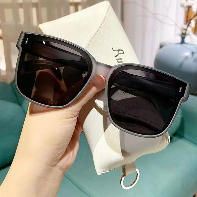 New Fashion Square Sunglasses Women Vintage Design Sun Glasses UV Protection For Men Outdoor Sports Eyewear UV400 Gafas De Sol