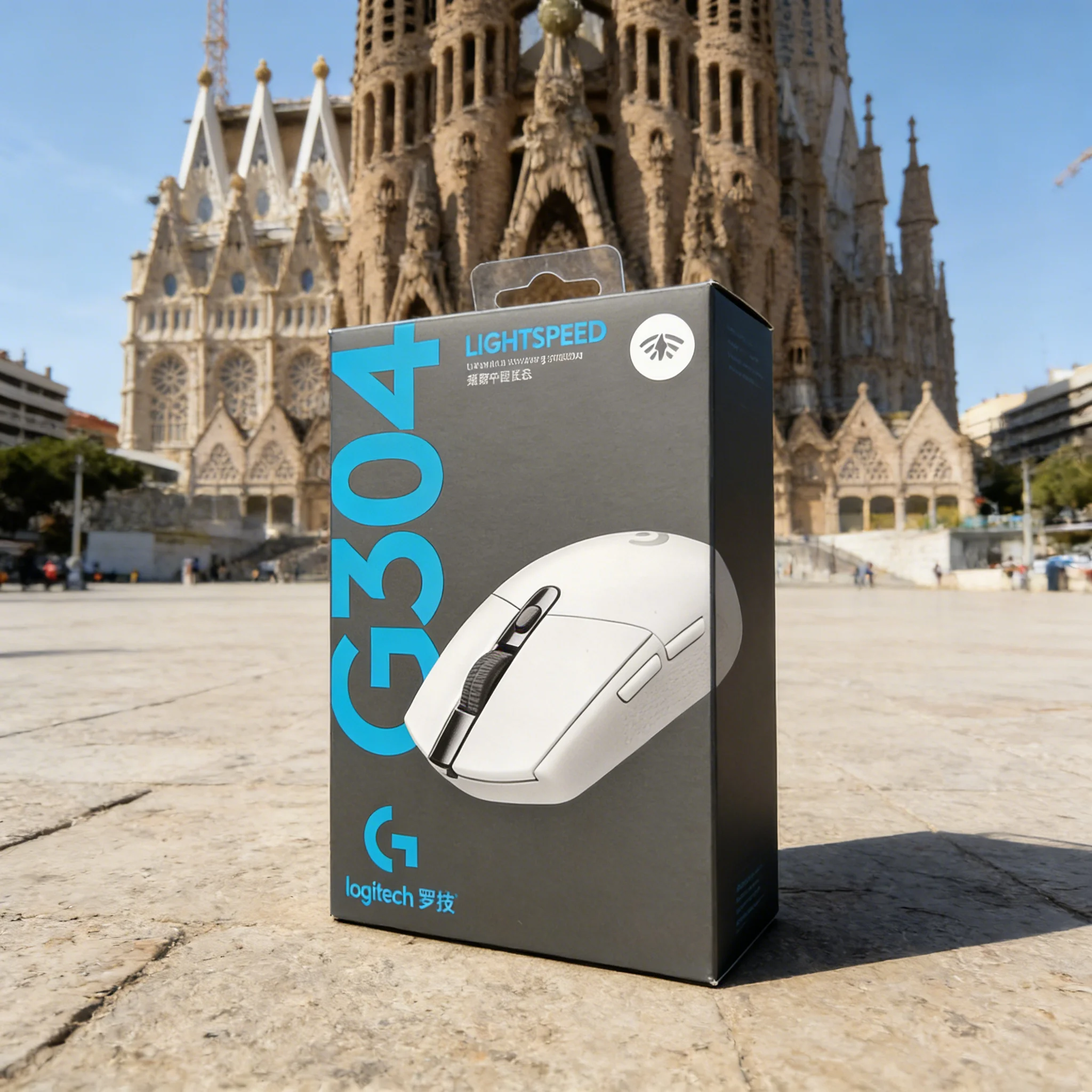 

Беспроводная игровая мышь Logitech G304 LIGHTSPEED, 12K DPI, задержка 1 мс, сенсор HERO, 250 часов автономной работы, легкий эргономичный дизайн