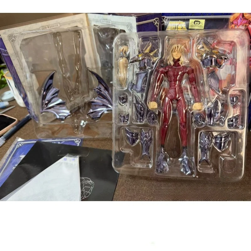 

Оригинальные студийные изысканные подарки: коллекционные фигурки ручной работы, двухголовые драконы, модели для сборки, украшения Saint Seiya.