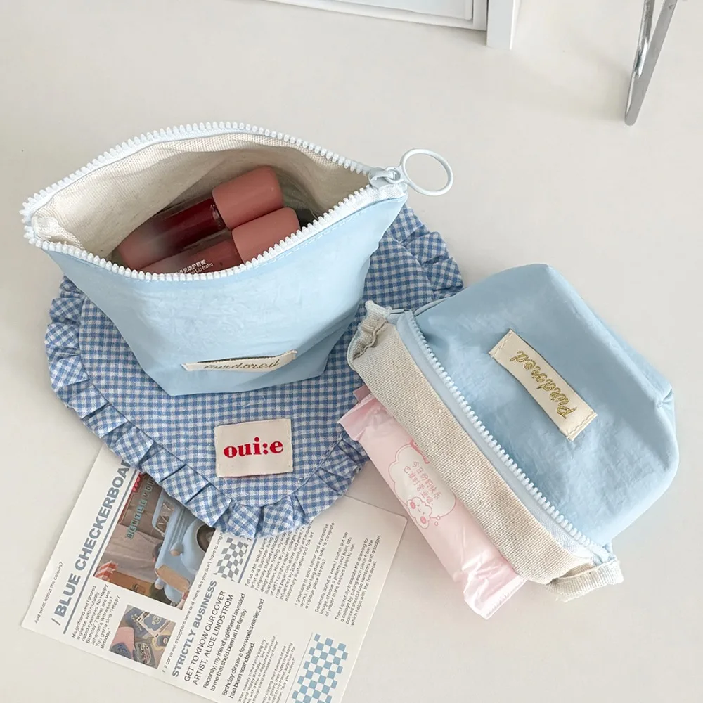 

Simple Women Portable Small Makeup Bag Cosmetic Lipsticks Coins Storage Pouch Portable Travel Mini Make Up Zipper Bag