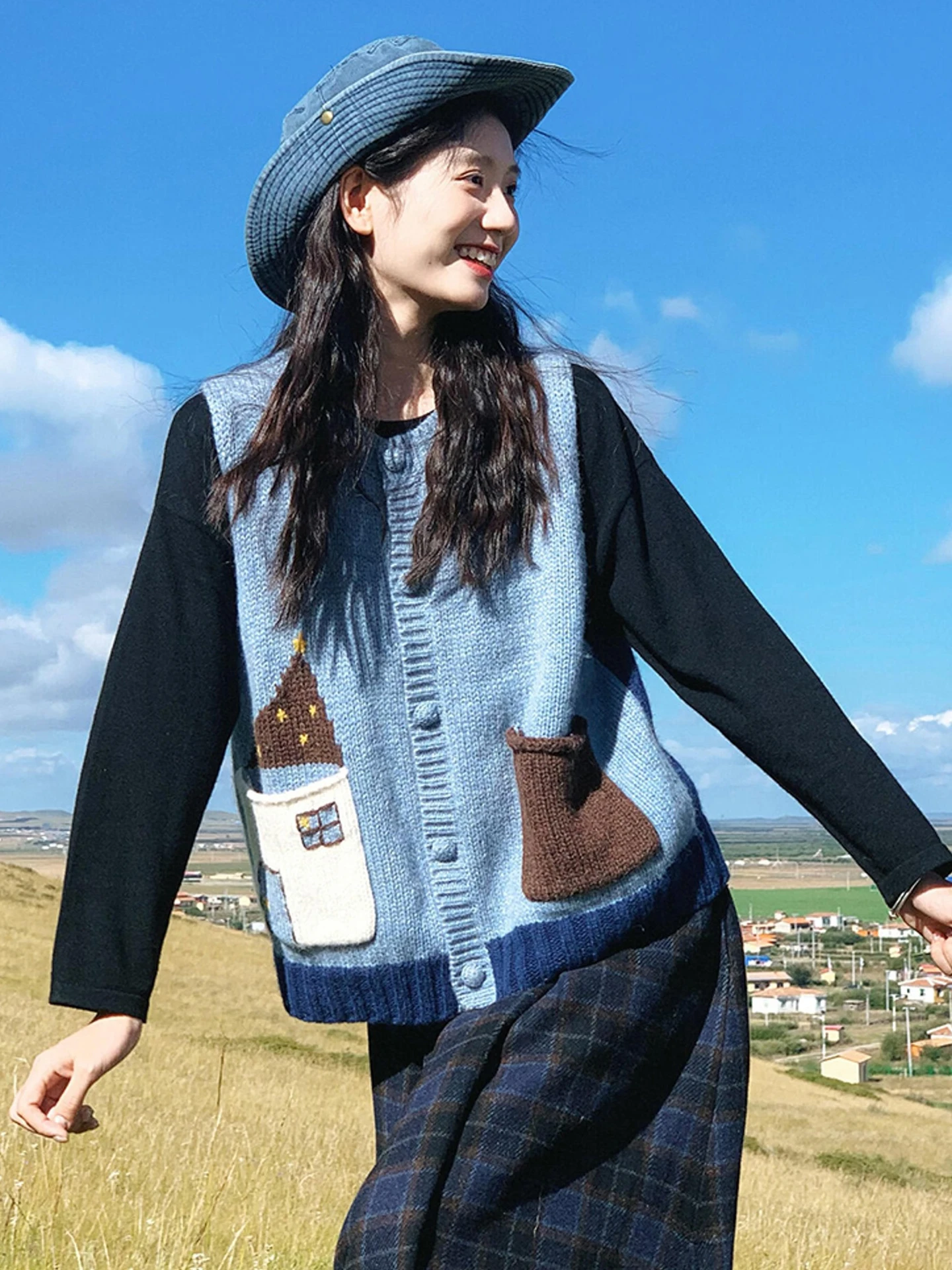 

Soft Cozy Knitted Cardigan Vest Cartoon Stylish Slimming Versatile Shoulder Top for Autumn Commute Fashion round Neck Single ...