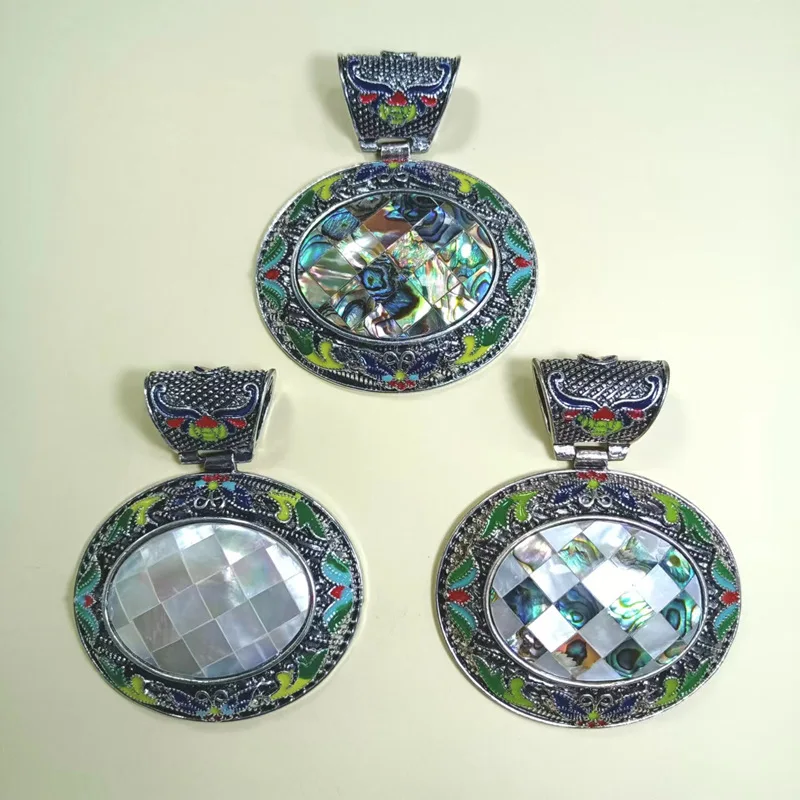 Antique Imitation Thai Silver Cloisonn Inlaid with Abalone Shells, White Sea Shells, and Mixed-color Shells Sweater Chain Penda