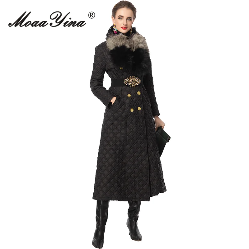 

MoaaYina 2025 autumn and winter women's fashion fur collar double breasted long sleeved nail bead waistband coat
