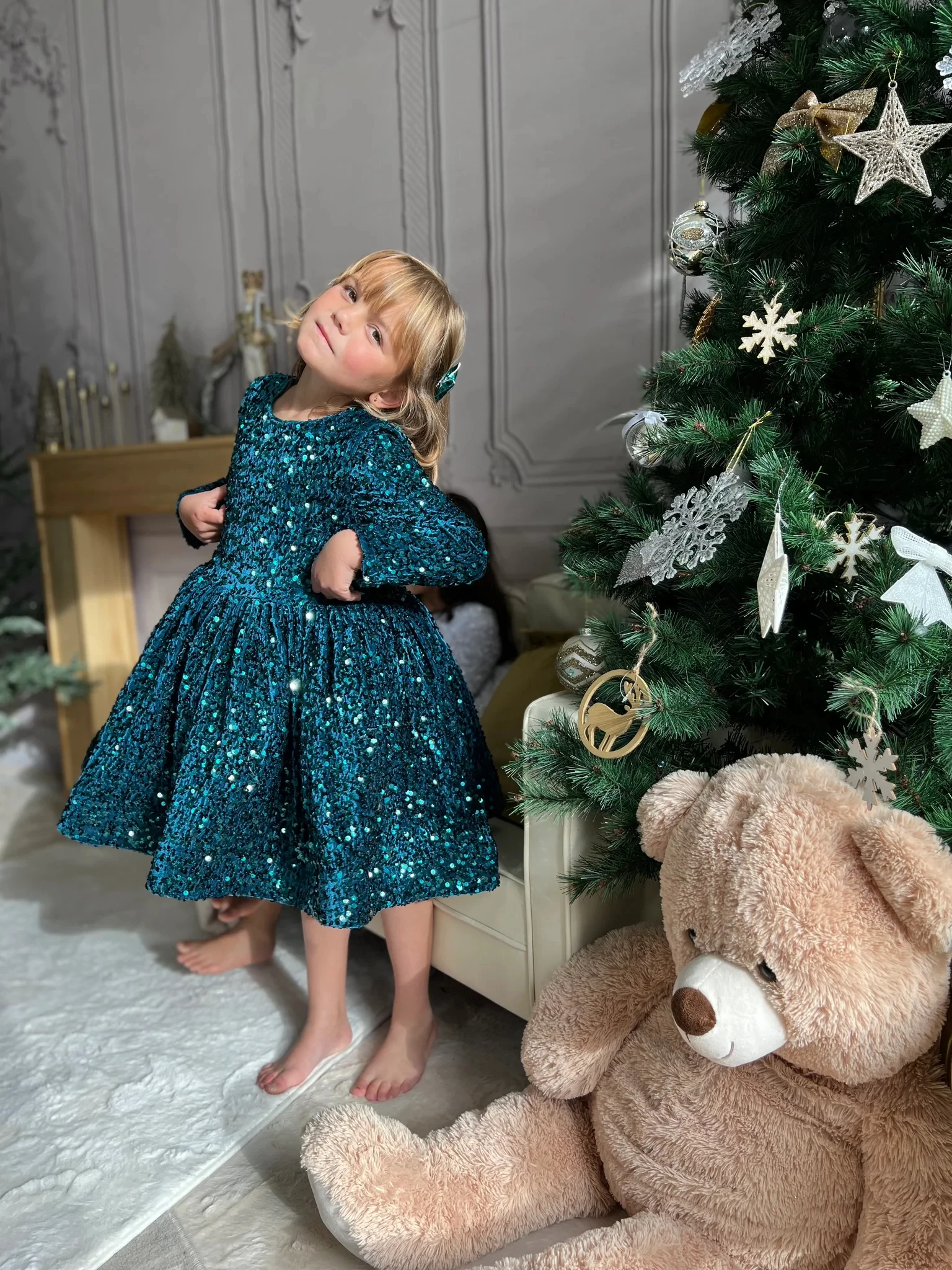 

Короткое рождественское платье с блестками и длинными рукавами, платье для свадебной вечеринки для девочек, длиной до колена, бальное платье для выпускного вечера для малышей, для особых случаев