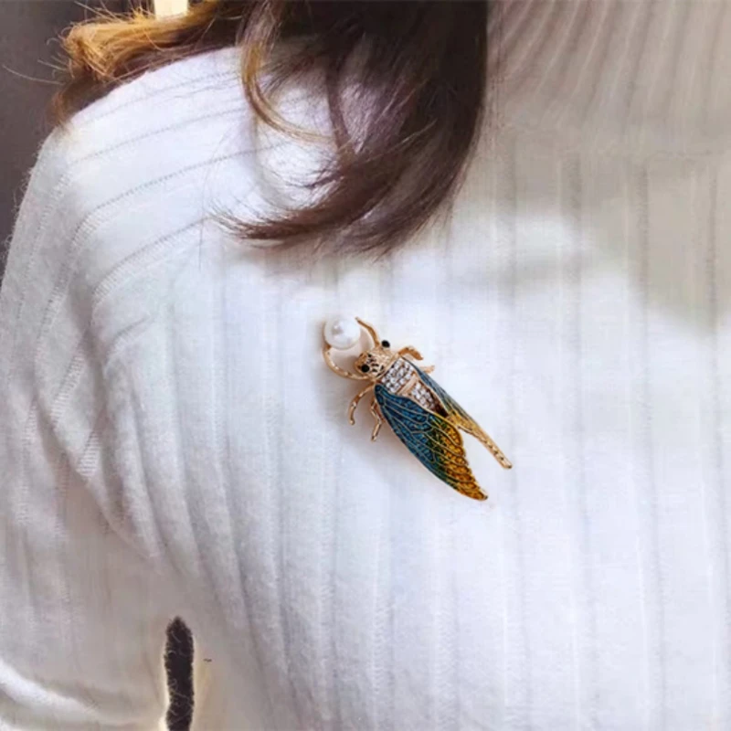 High Grade Simulation Design Enamel Cicada Brooches For Women Vintage Inlaid Rhinestone Animal Brooch Pins Jewelry Dropshipping