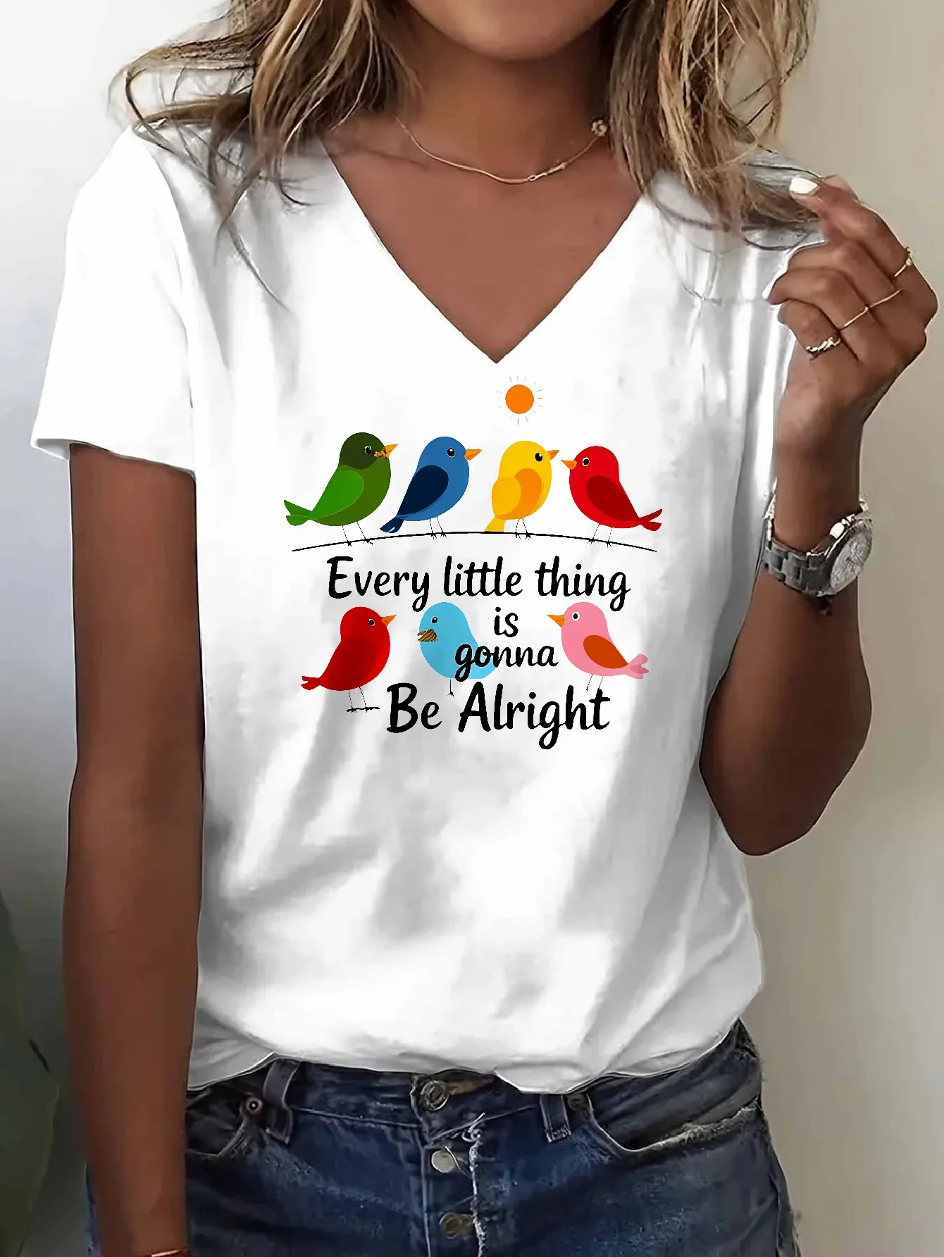 V-neck T-shirt, standard size, colorful bird pattern, printed with 