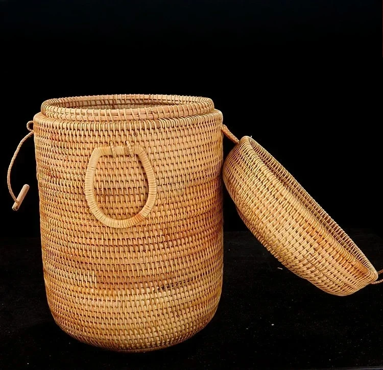 

Multifunctional Hand-Woven Rattan Basket Organizer for Sundries Jewelry Tea and Ornaments Food Storage Container Versatile